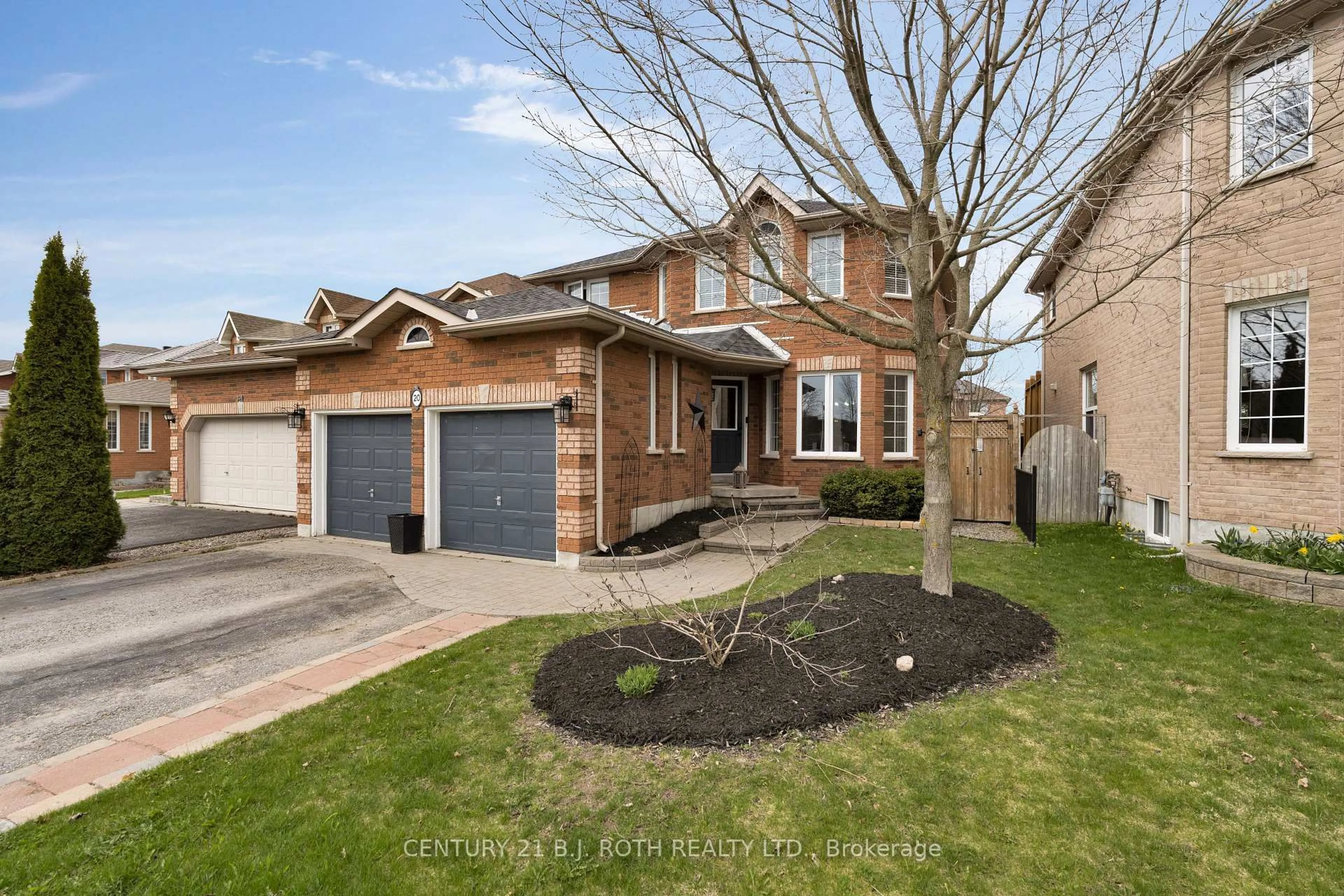 Home with brick exterior material, street for 20 Bear Creek Dr, Barrie Ontario L4N 9M6