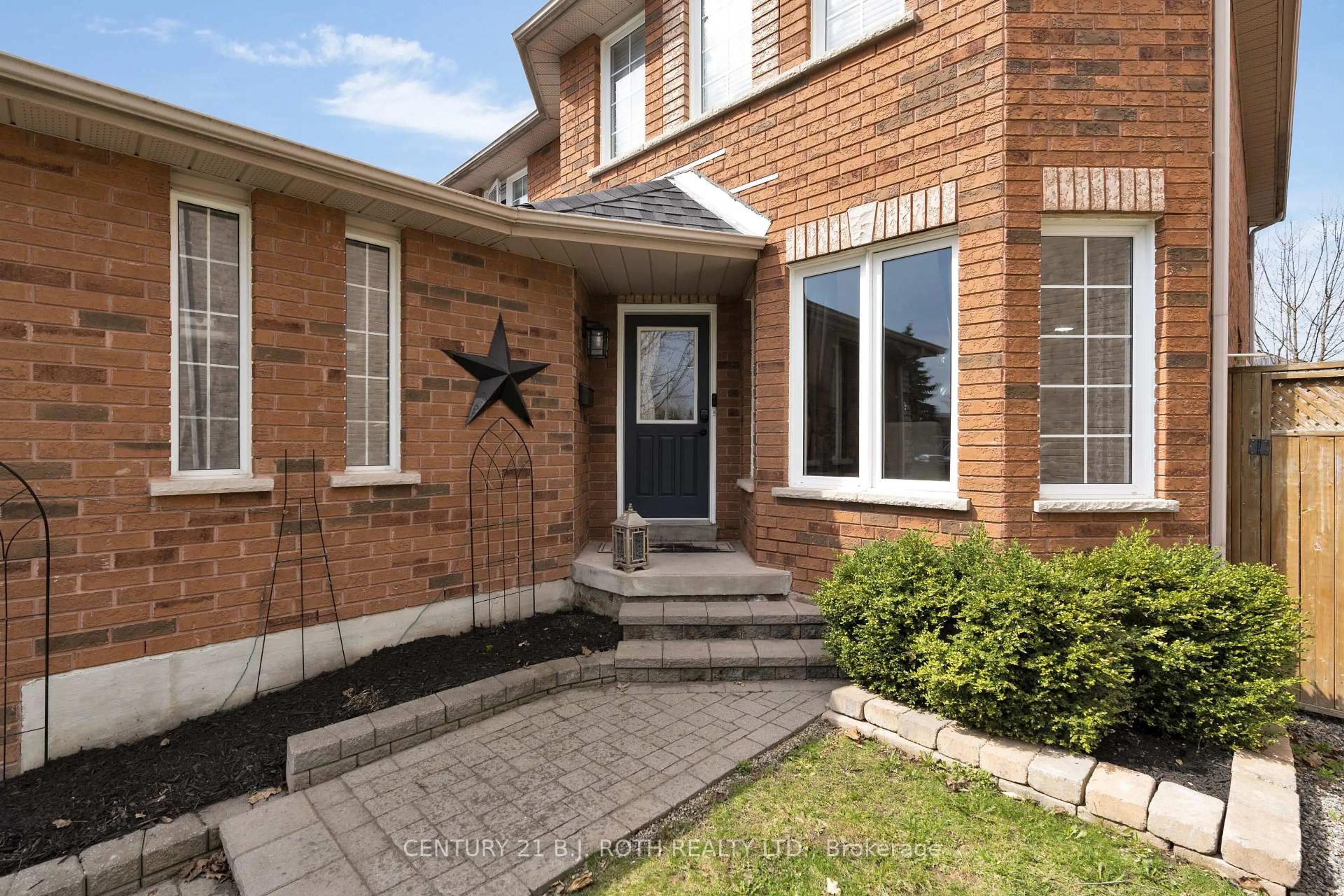 Home with brick exterior material, street for 20 Bear Creek Dr, Barrie Ontario L4N 9M6