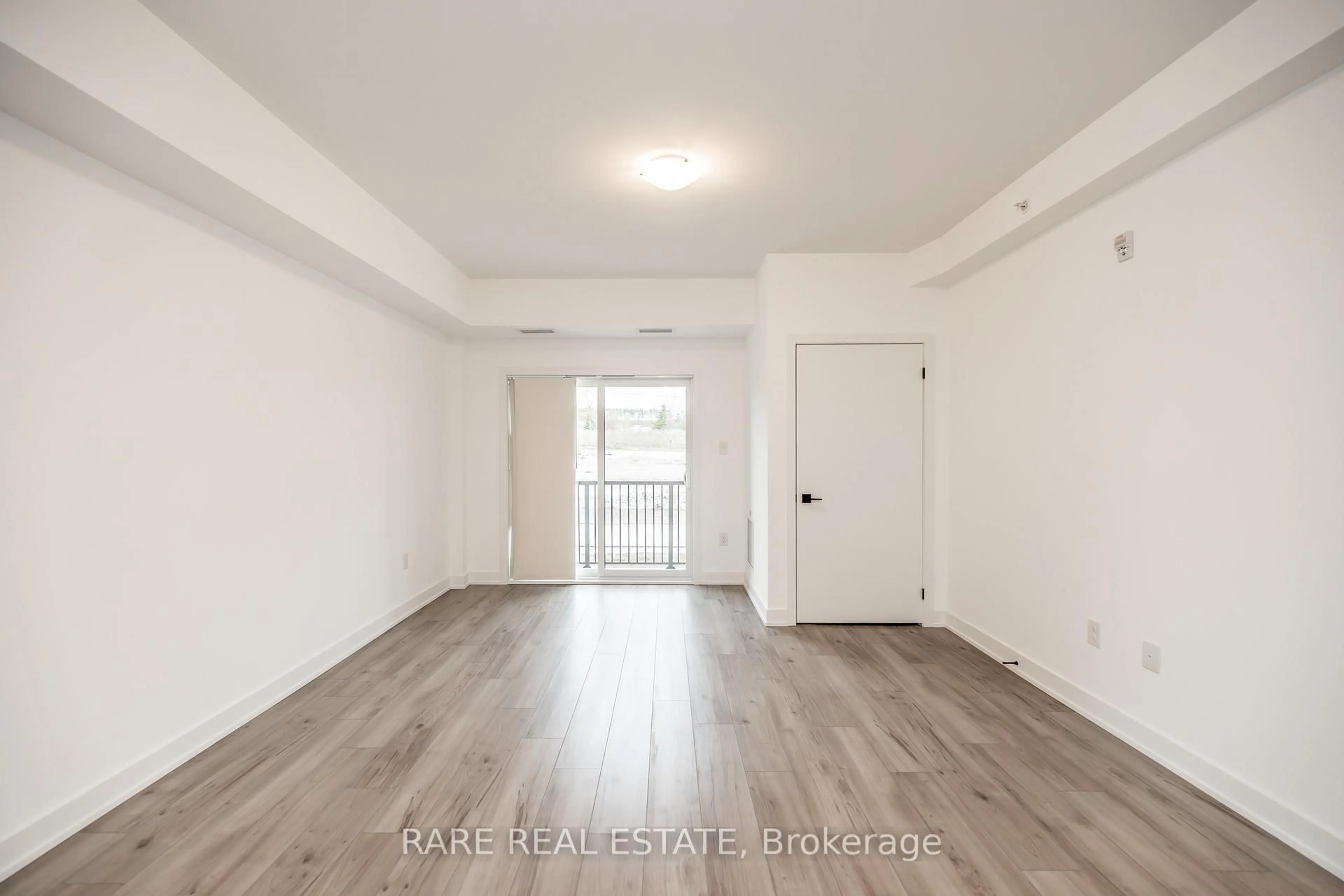 A pic of a room for 6 Spice Way #106, Barrie Ontario L9J 0J9