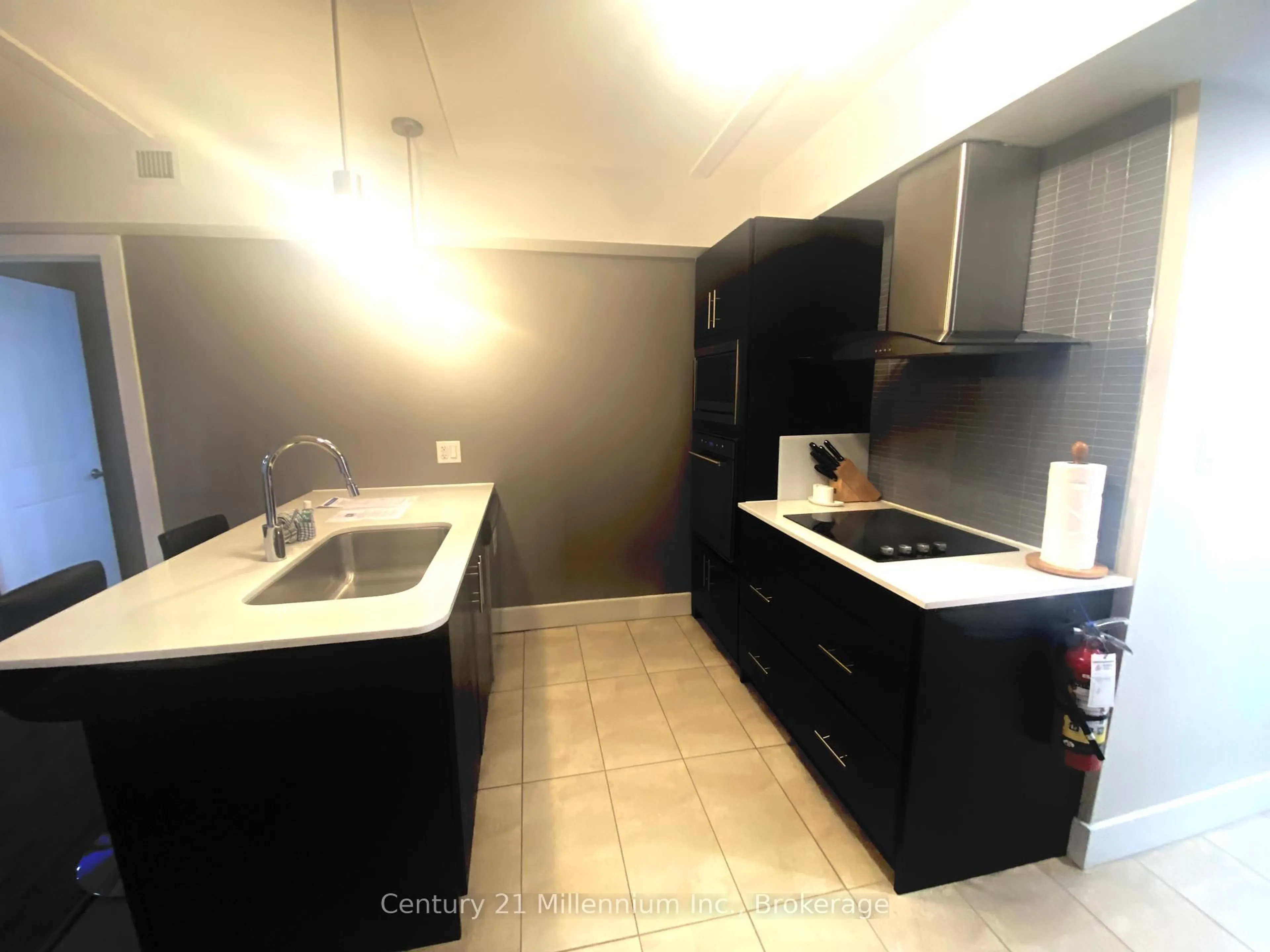 Standard kitchen, unknown for 9 HARBOUR St #6101-03, Collingwood Ontario L9Y 5C5