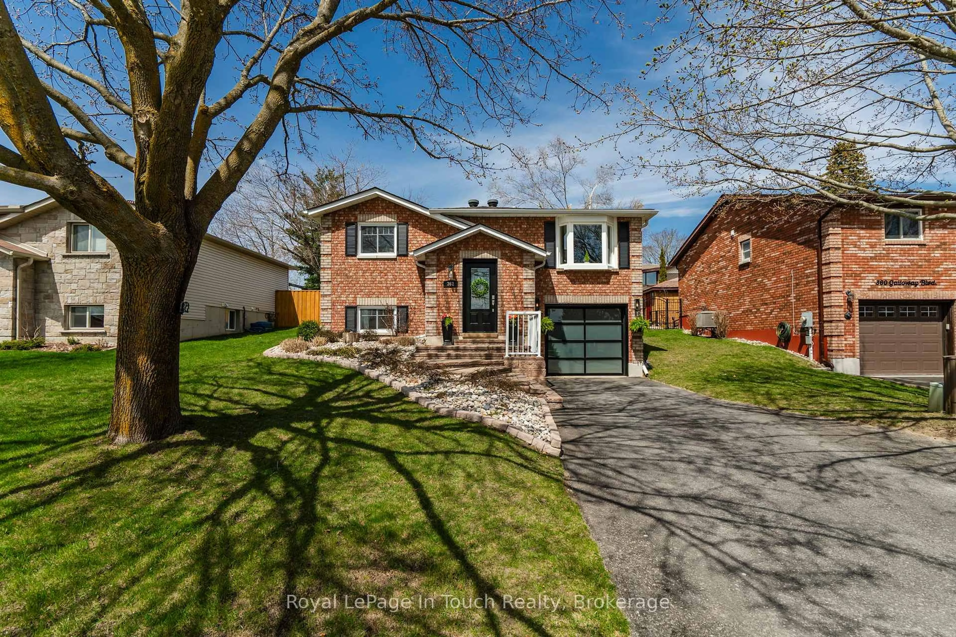 Home with brick exterior material, street for 362 Galloway Blvd, Midland Ontario L4R 5B2