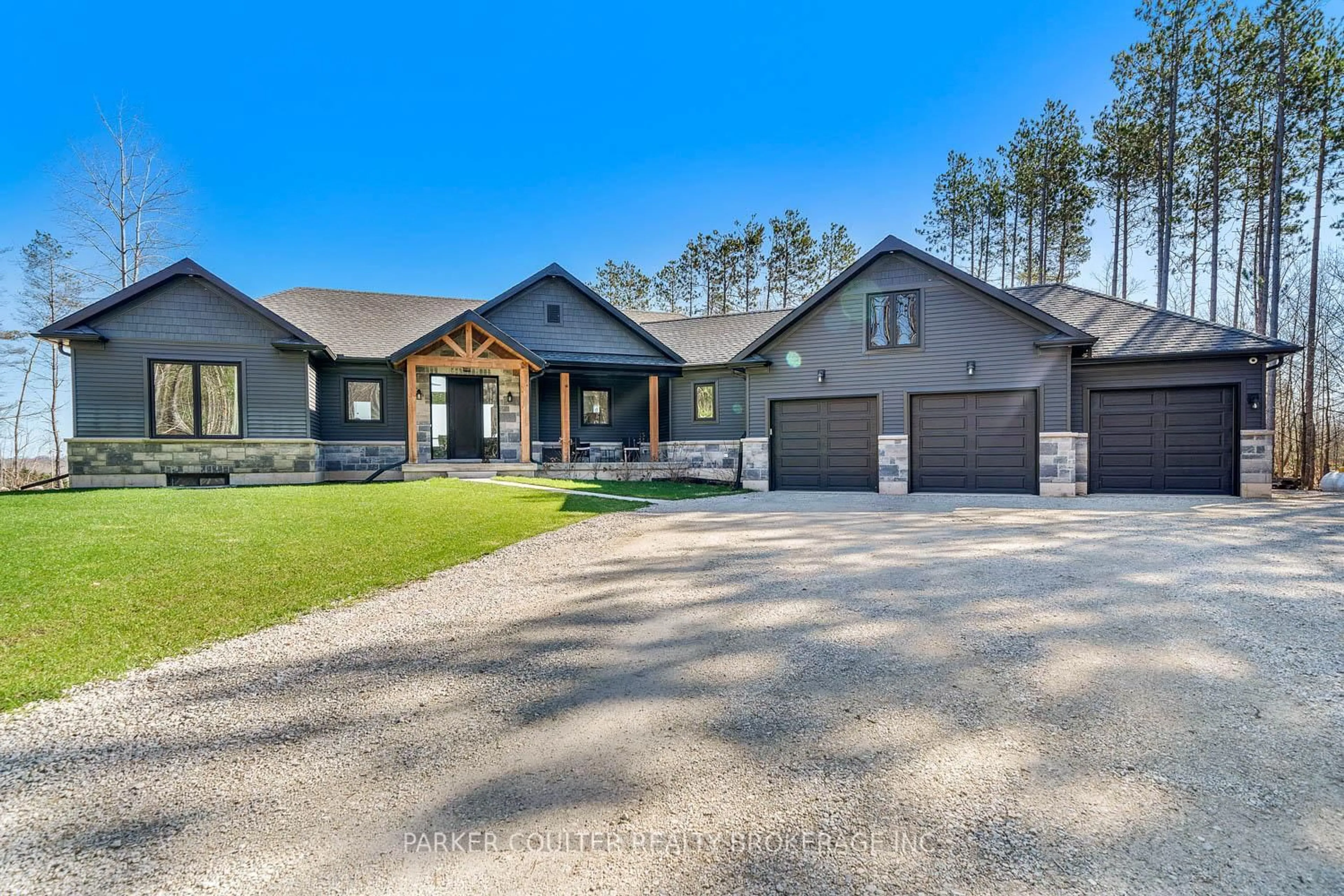 Home with brick exterior material, mountain view for 3091 Centre Line Rd, Clearview Ontario L0M 1N0