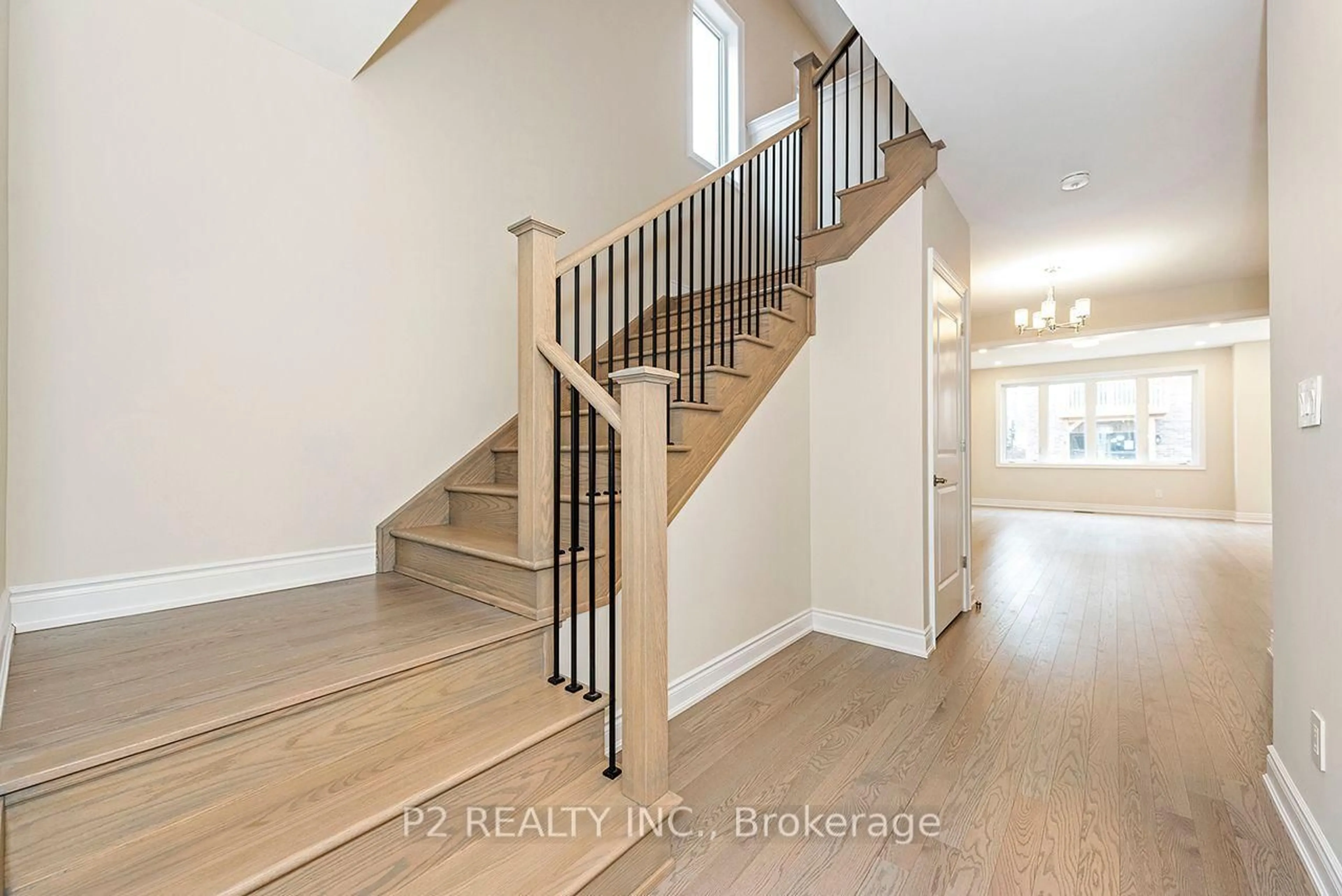 Stairs for 101 Bearberry Rd, Springwater Ontario L9X 2C9