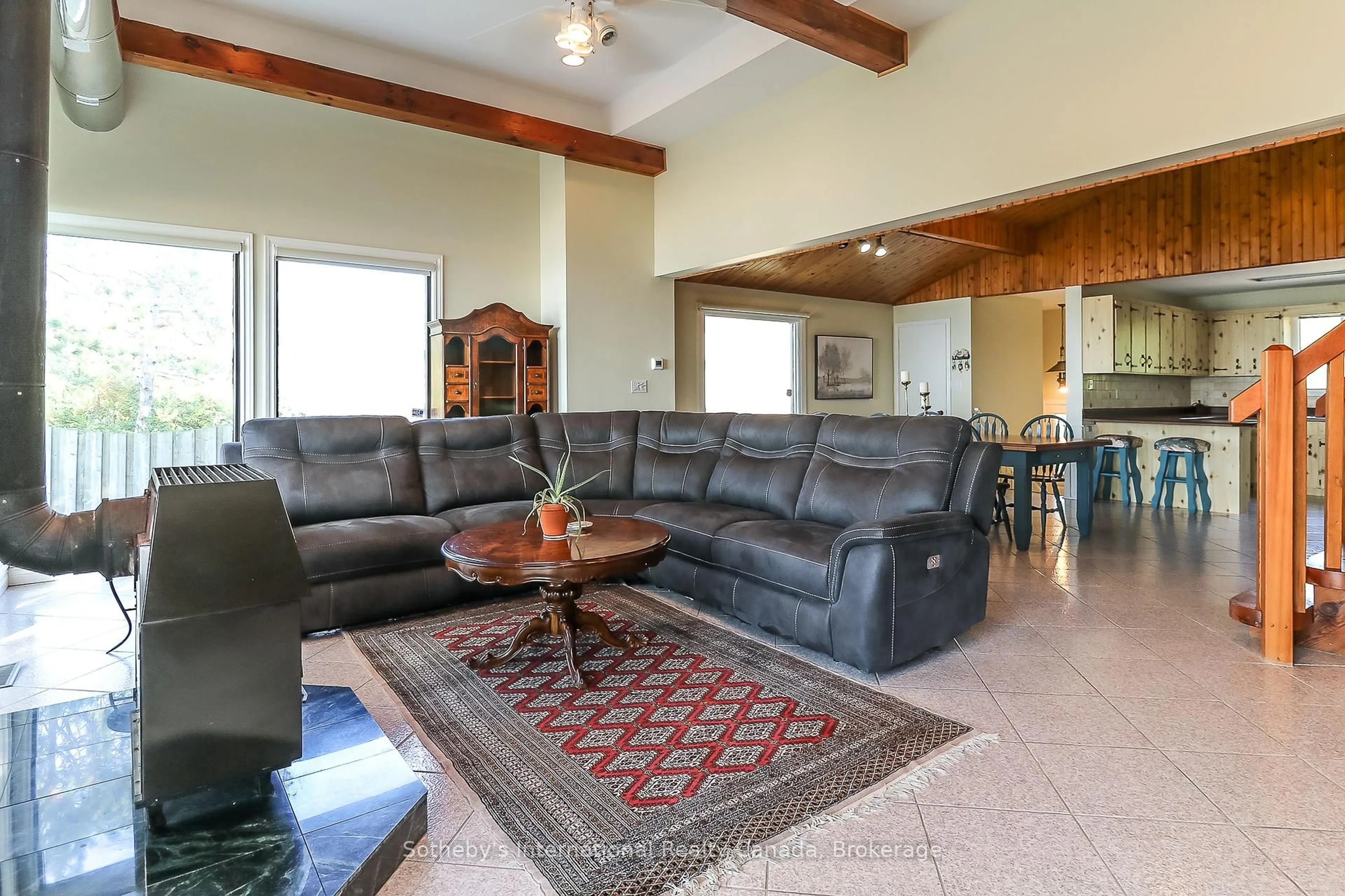 Living room with furniture, unknown for 14 JAMES St, Tiny Ontario L0L 2T0