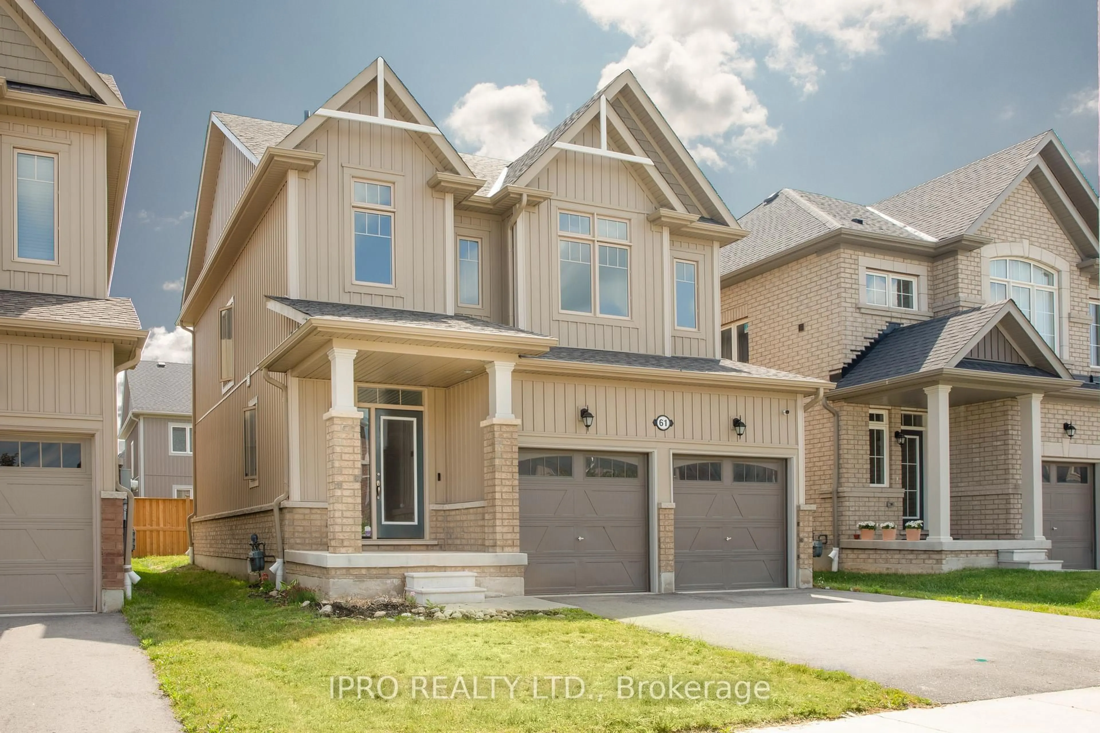 Home with brick exterior material, street for 61 Portland St, Collingwood Ontario L9Y 2L3