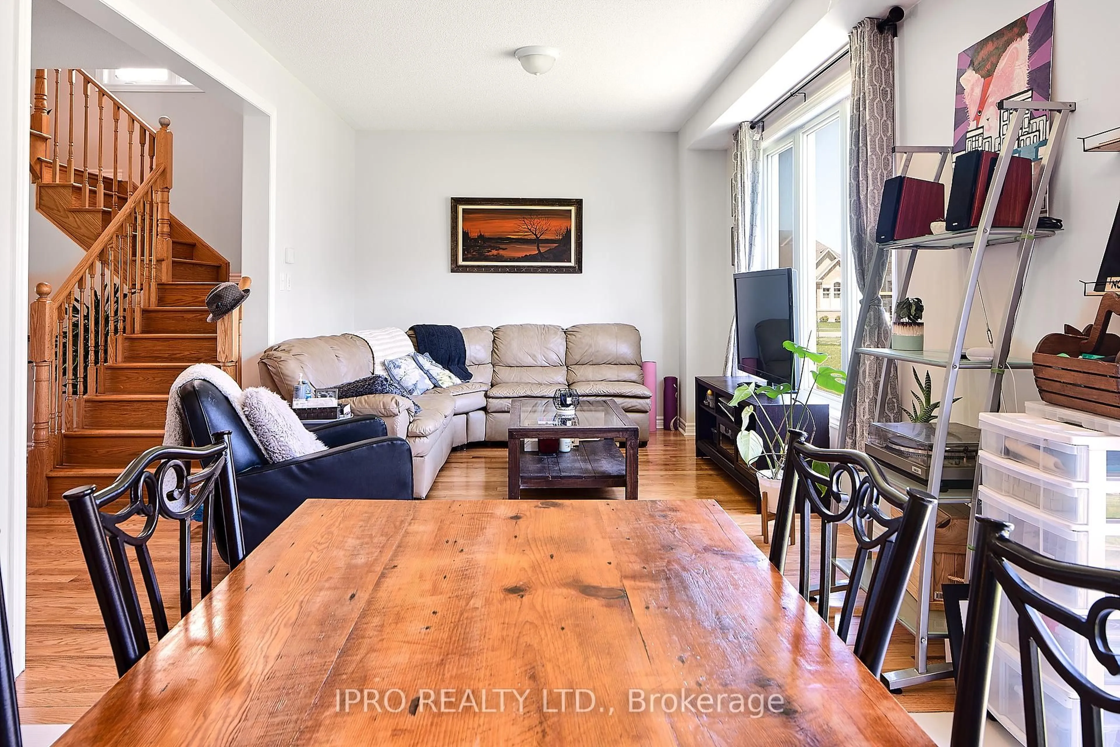 Living room with furniture, unknown for 61 Portland St, Collingwood Ontario L9Y 2L3