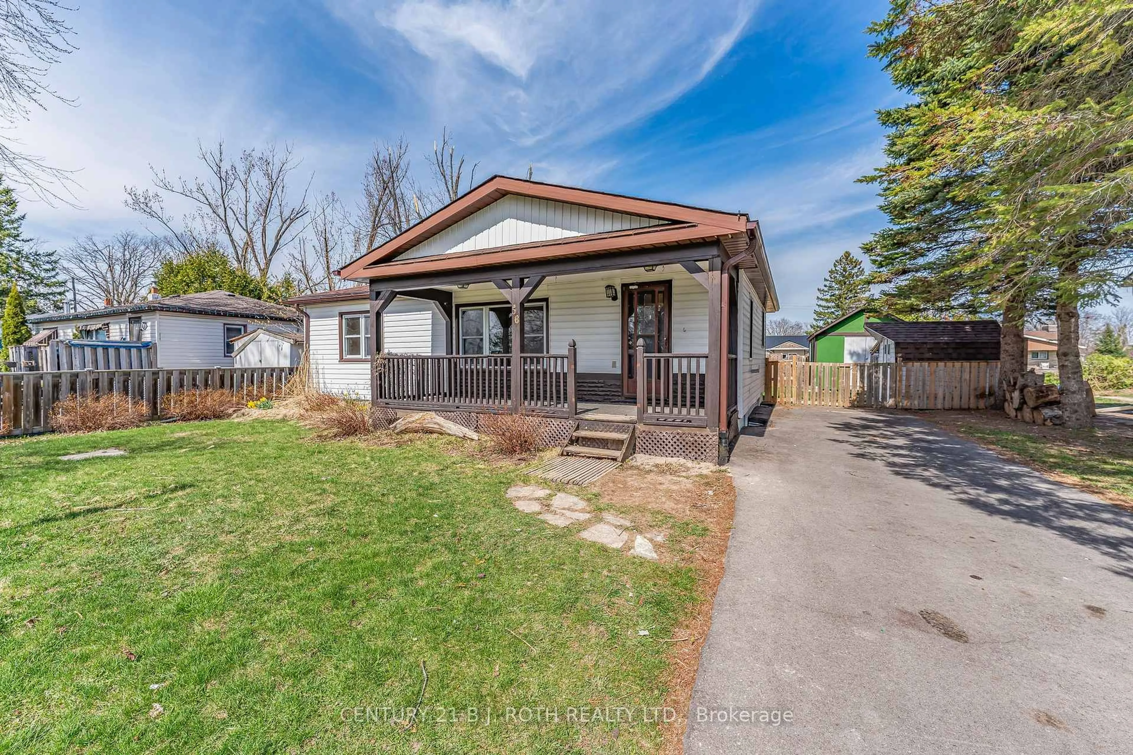 A pic from outside/outdoor area/front of a property/back of a property/a pic from drone, street for 58 Skyline Dr, Orillia Ontario L3V 3V9