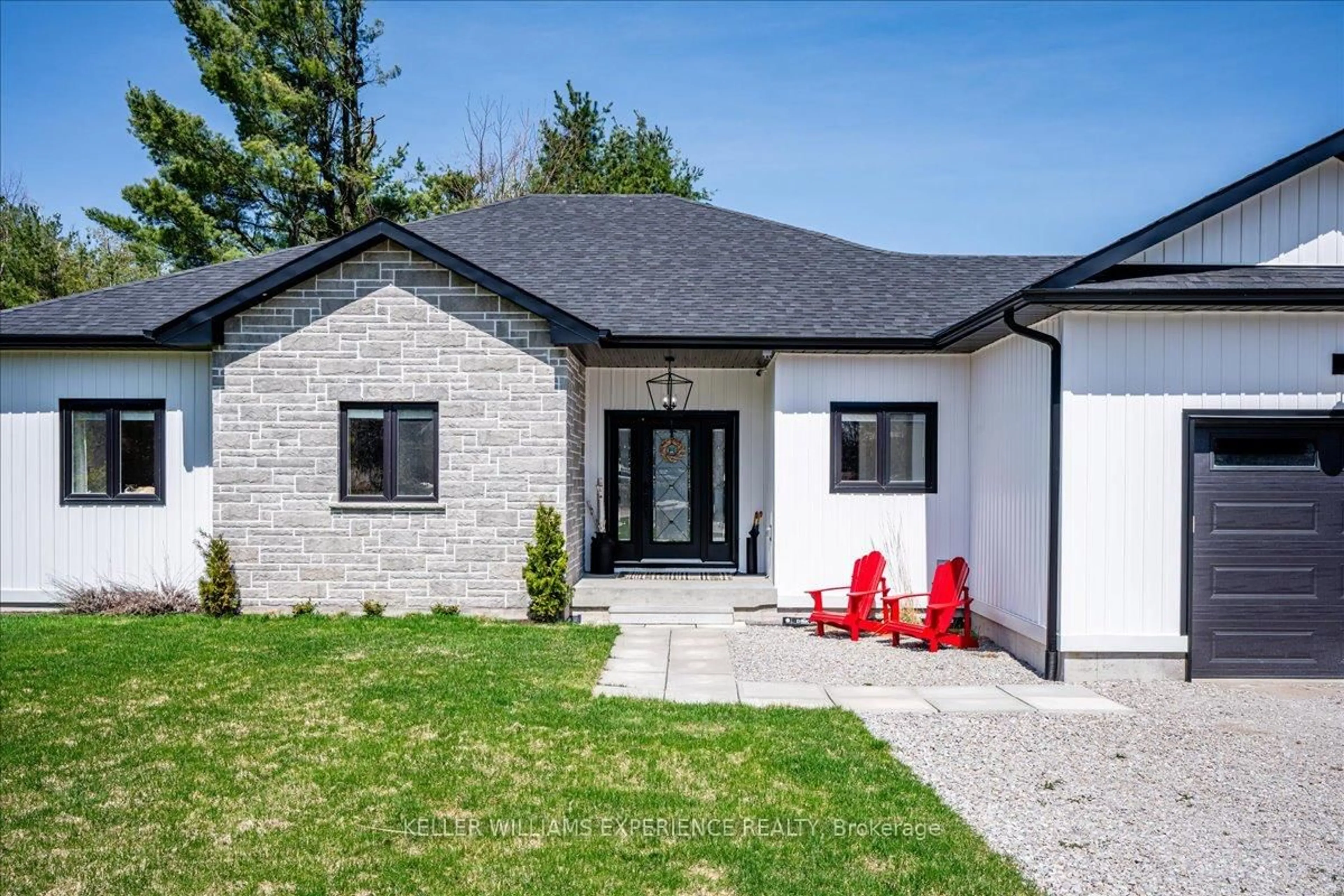 Home with brick exterior material, street for 7 Brechin Cres, Oro-Medonte Ontario L0K 1N0