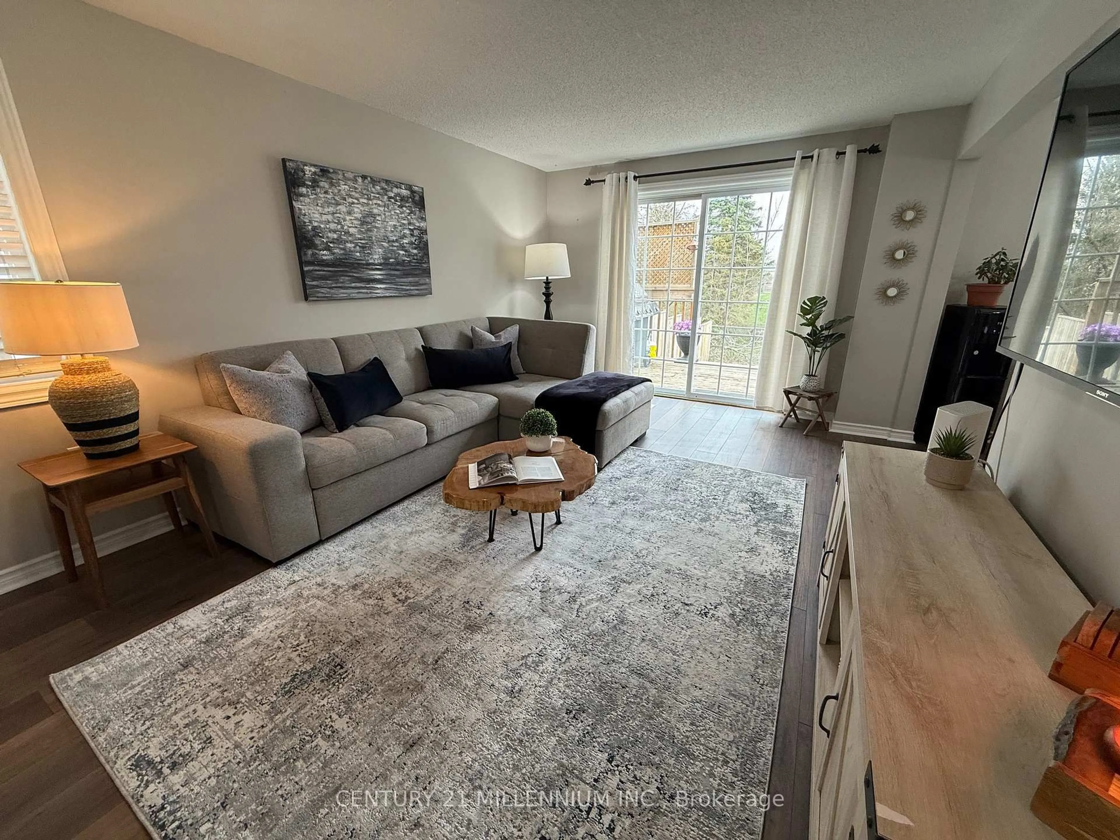 Living room with furniture, unknown for 54 Arthur Ave, Barrie Ontario L4M 6H5