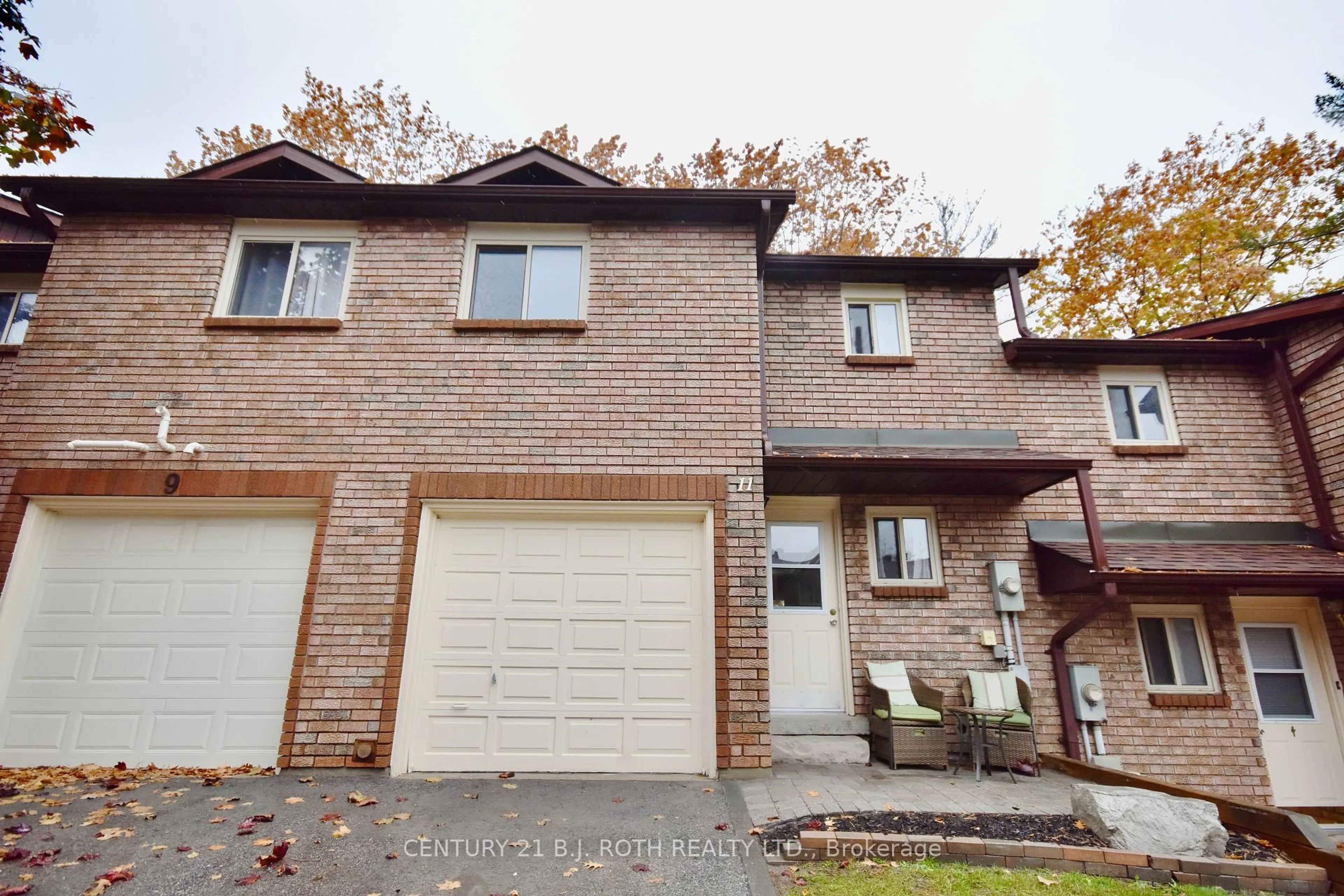 Home with brick exterior material, street for 11 Pheasant Tr, Barrie Ontario L4N 6W4