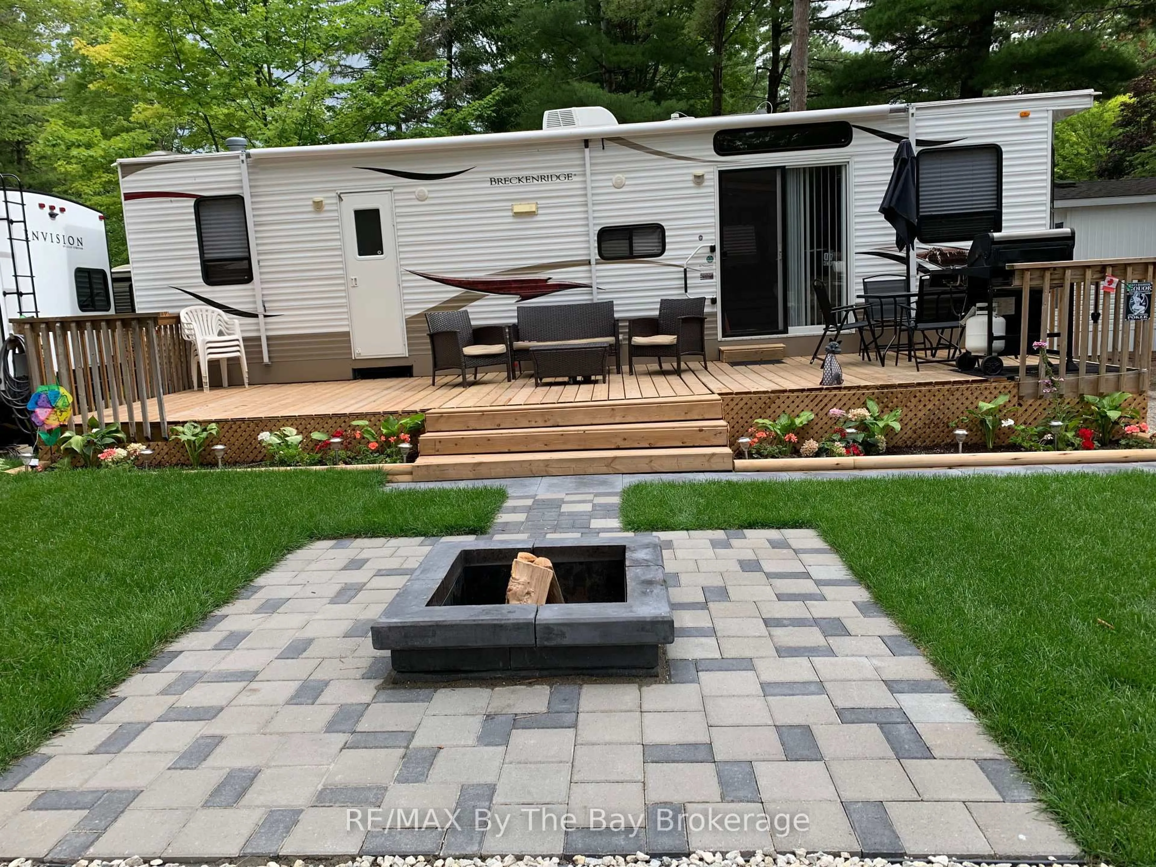 Patio, unknown for 85 THEME PARK Dr #222, Wasaga Beach Ontario L9Z 1X7