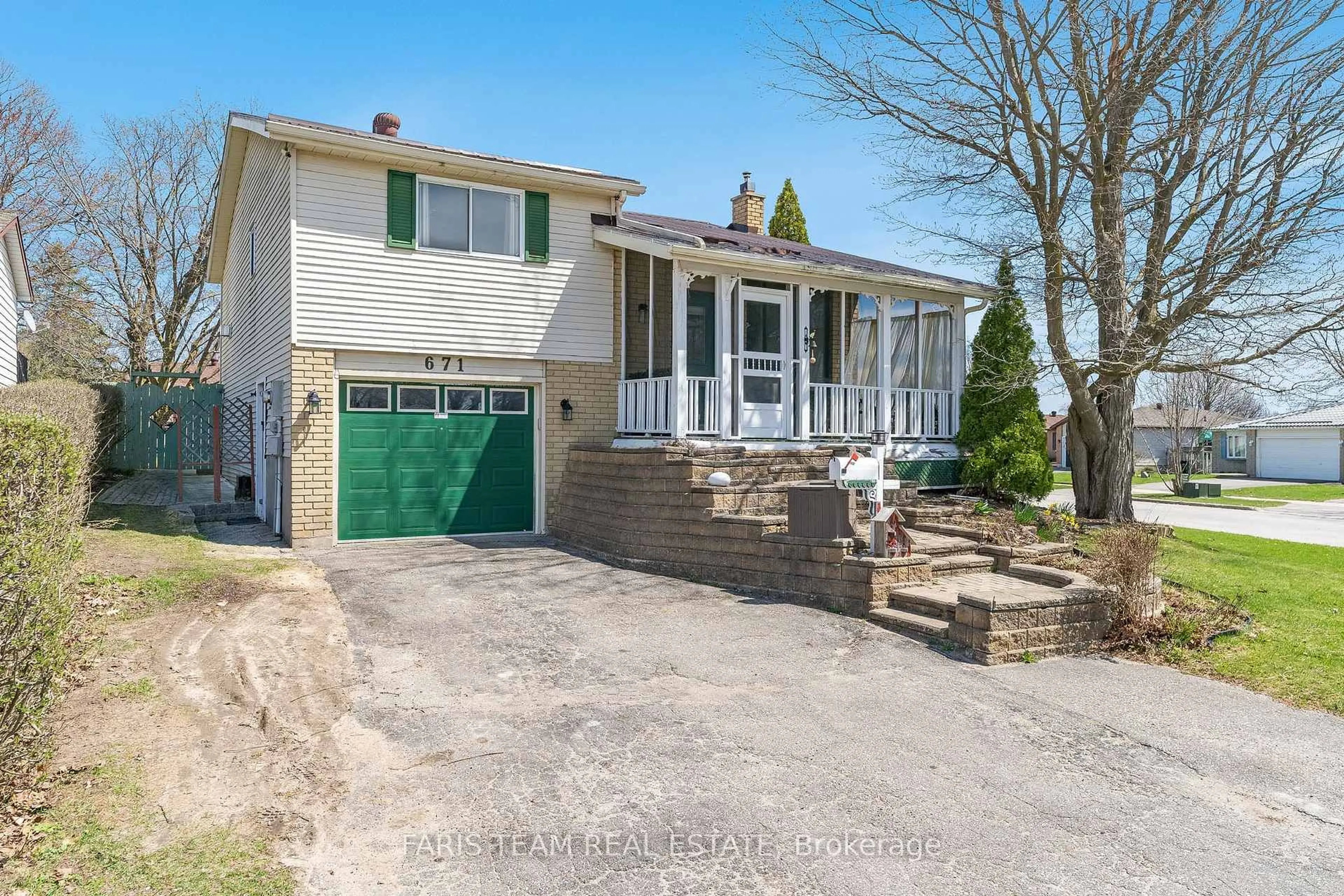 Unknown for 671 Algonquin Dr, Midland Ontario L4R 4R5