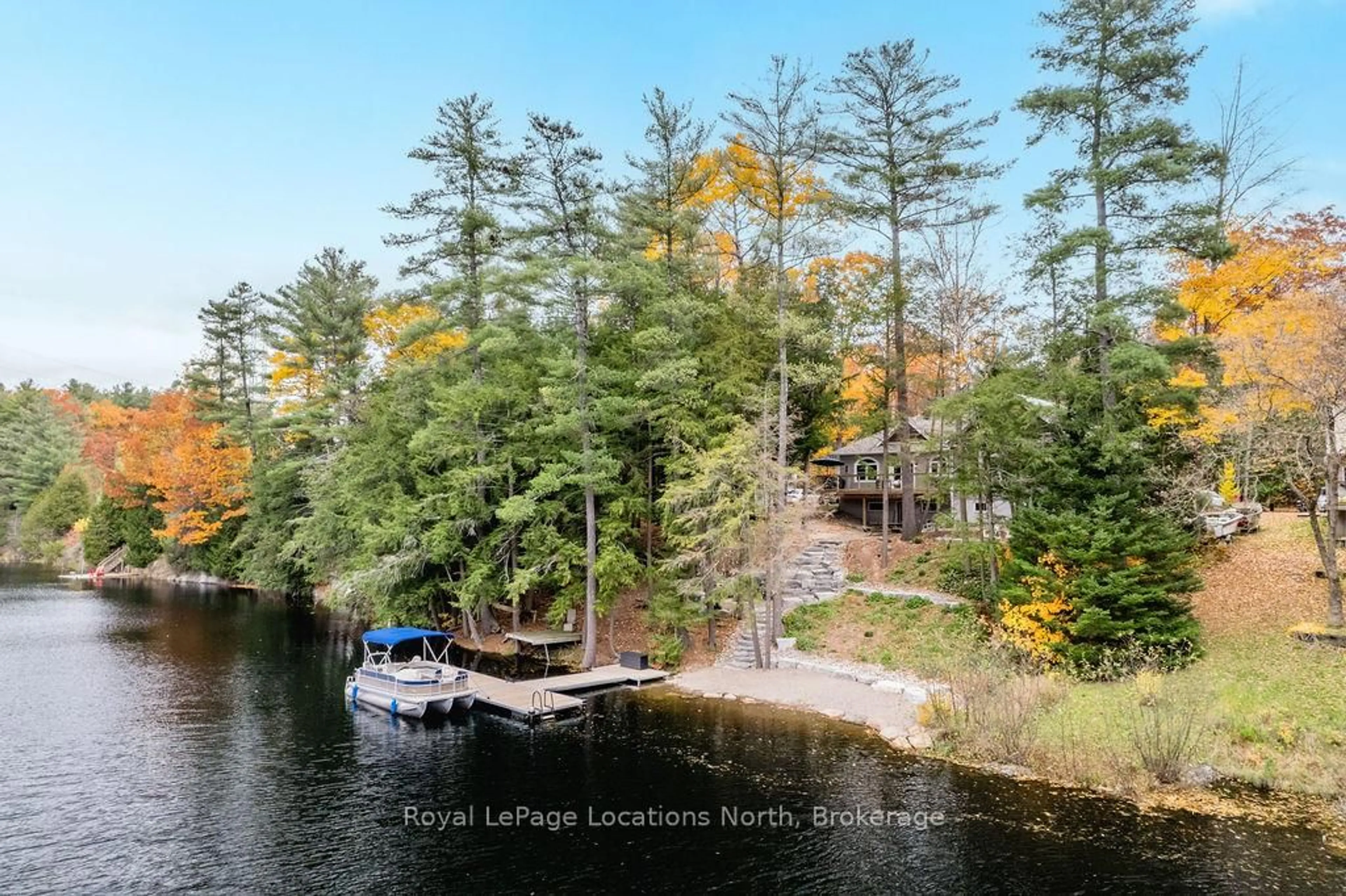 A pic from outside/outdoor area/front of a property/back of a property/a pic from drone, water/lake/river/ocean view for 1035 Laidlaw Ave, Severn Ontario L0K 2B0