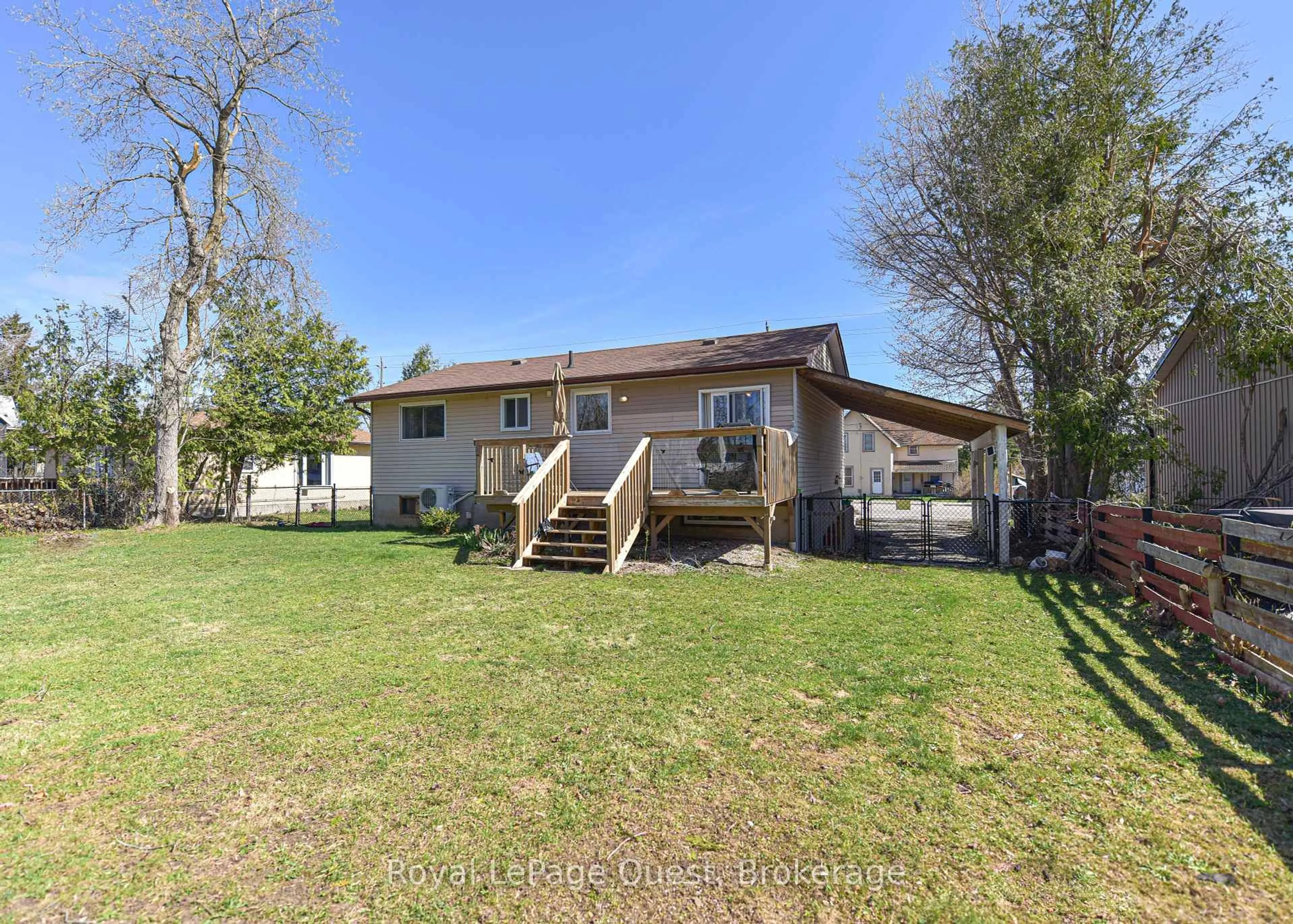 A pic from outside/outdoor area/front of a property/back of a property/a pic from drone, water/lake/river/ocean view for 9820 Highway 12 Highway, Oro-Medonte Ontario L0K 2G0