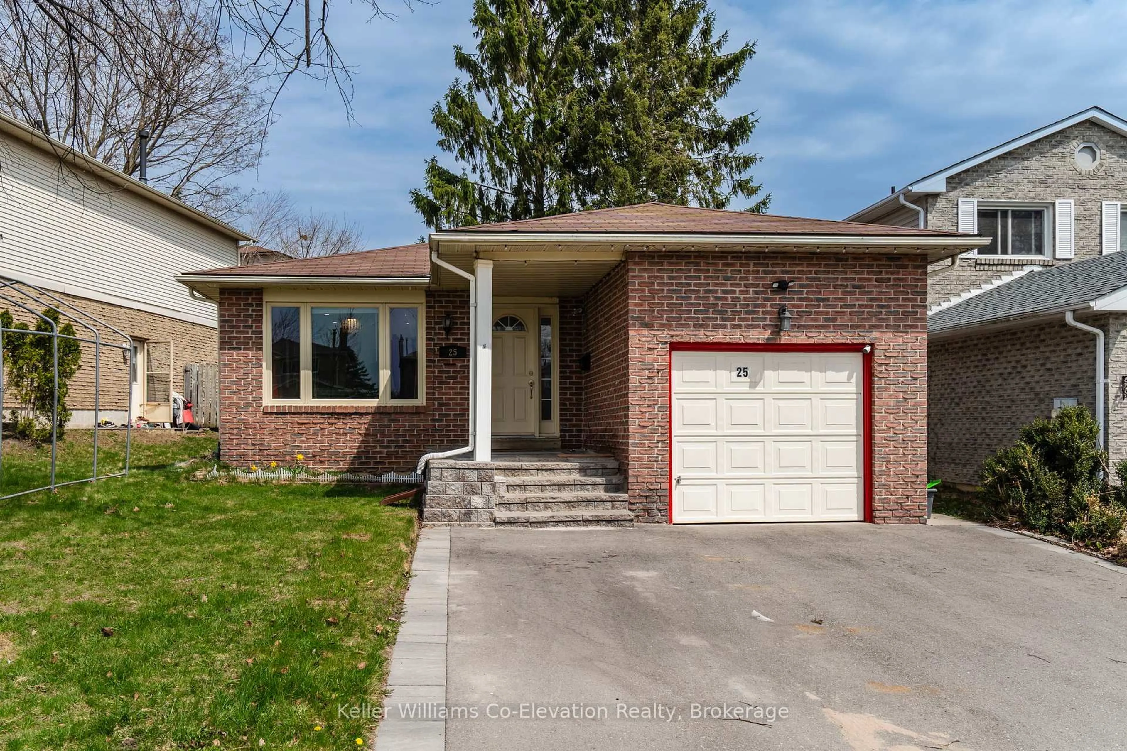 Home with brick exterior material, street for 25 Fox Ru, Barrie Ontario L4N 5P6