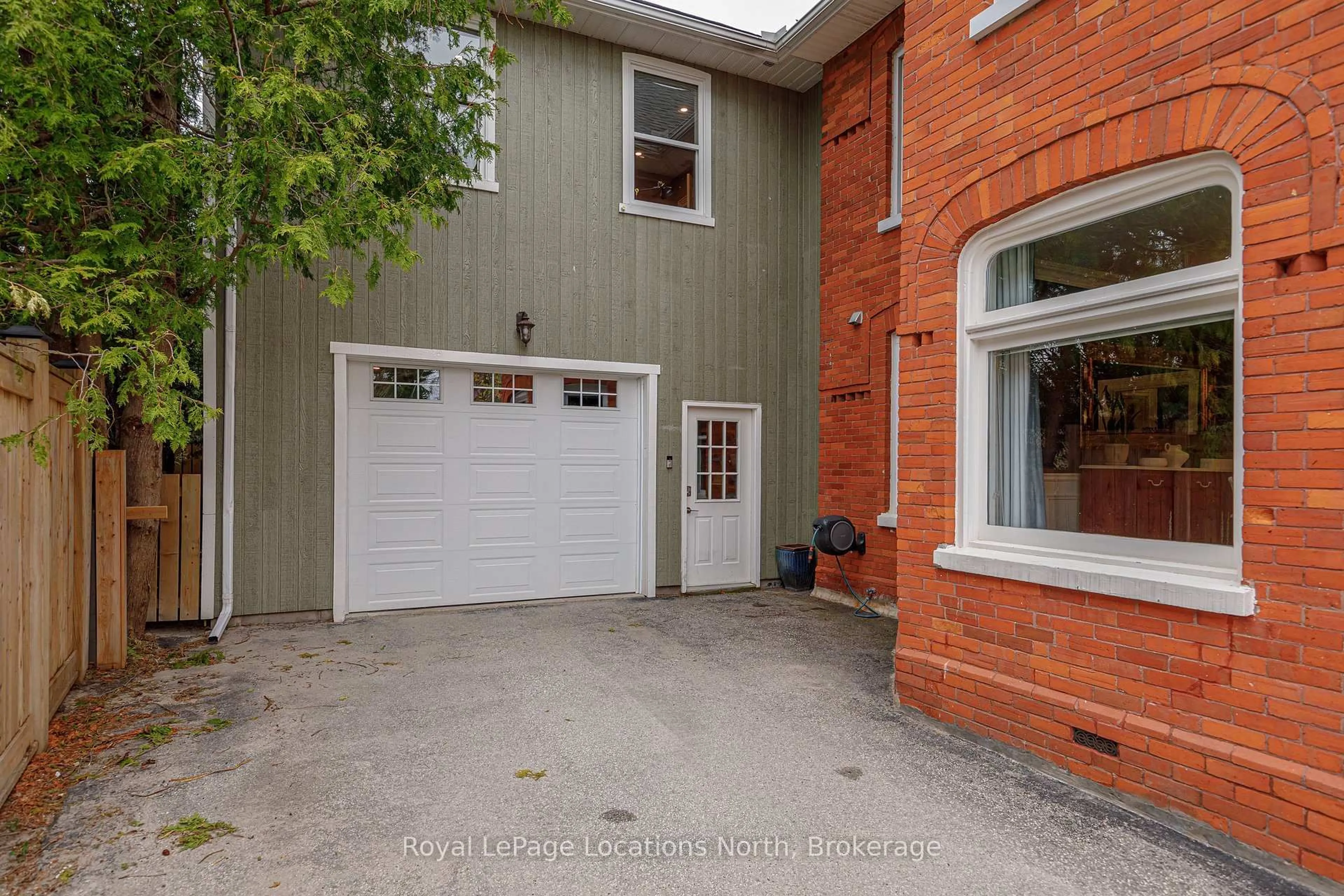 Unknown for 529 STE MARIE St, Collingwood Ontario L9Y 3L2