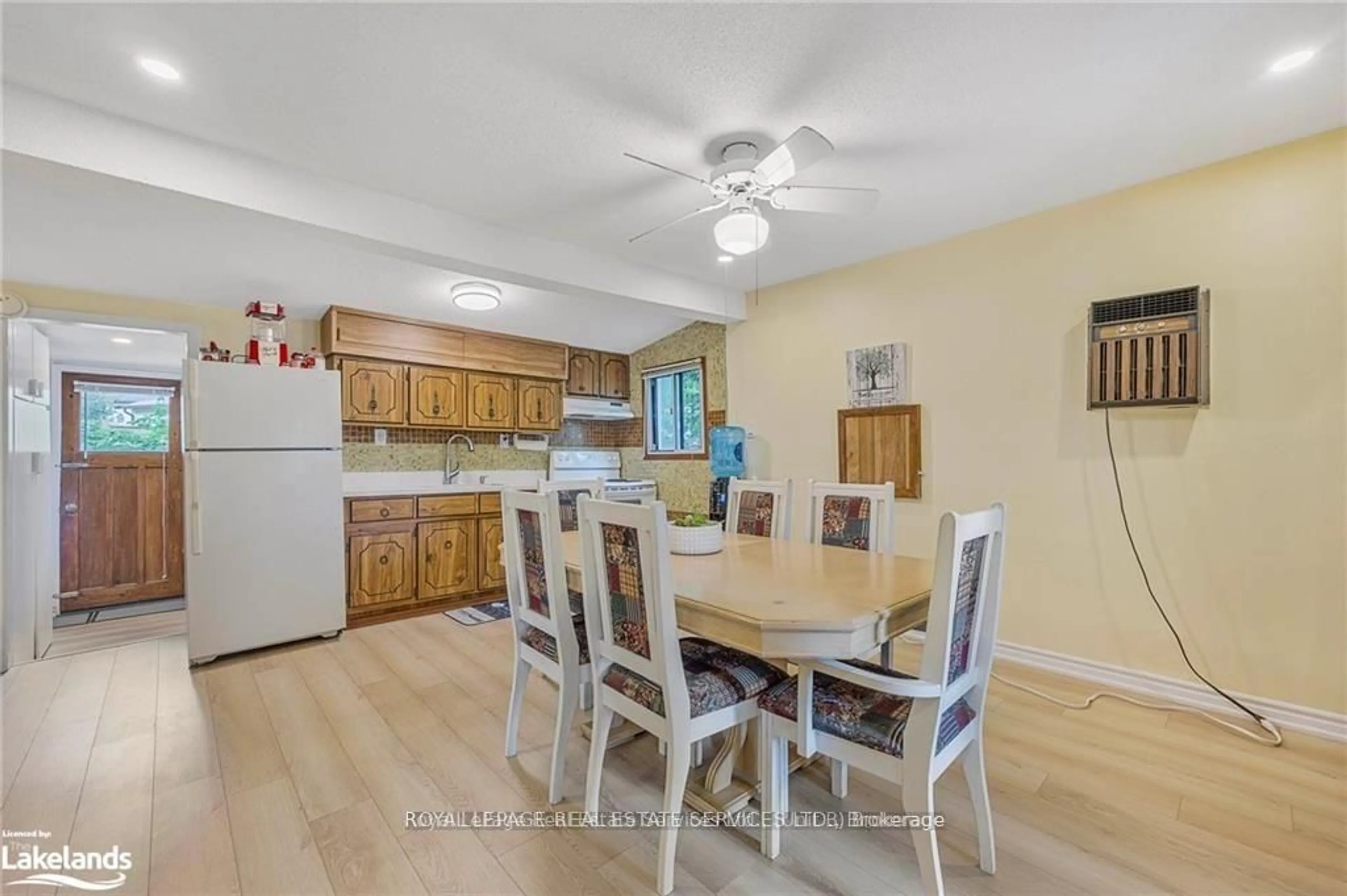 Unknown for 34 Nancy St, Wasaga Beach Ontario L9Z 2K5