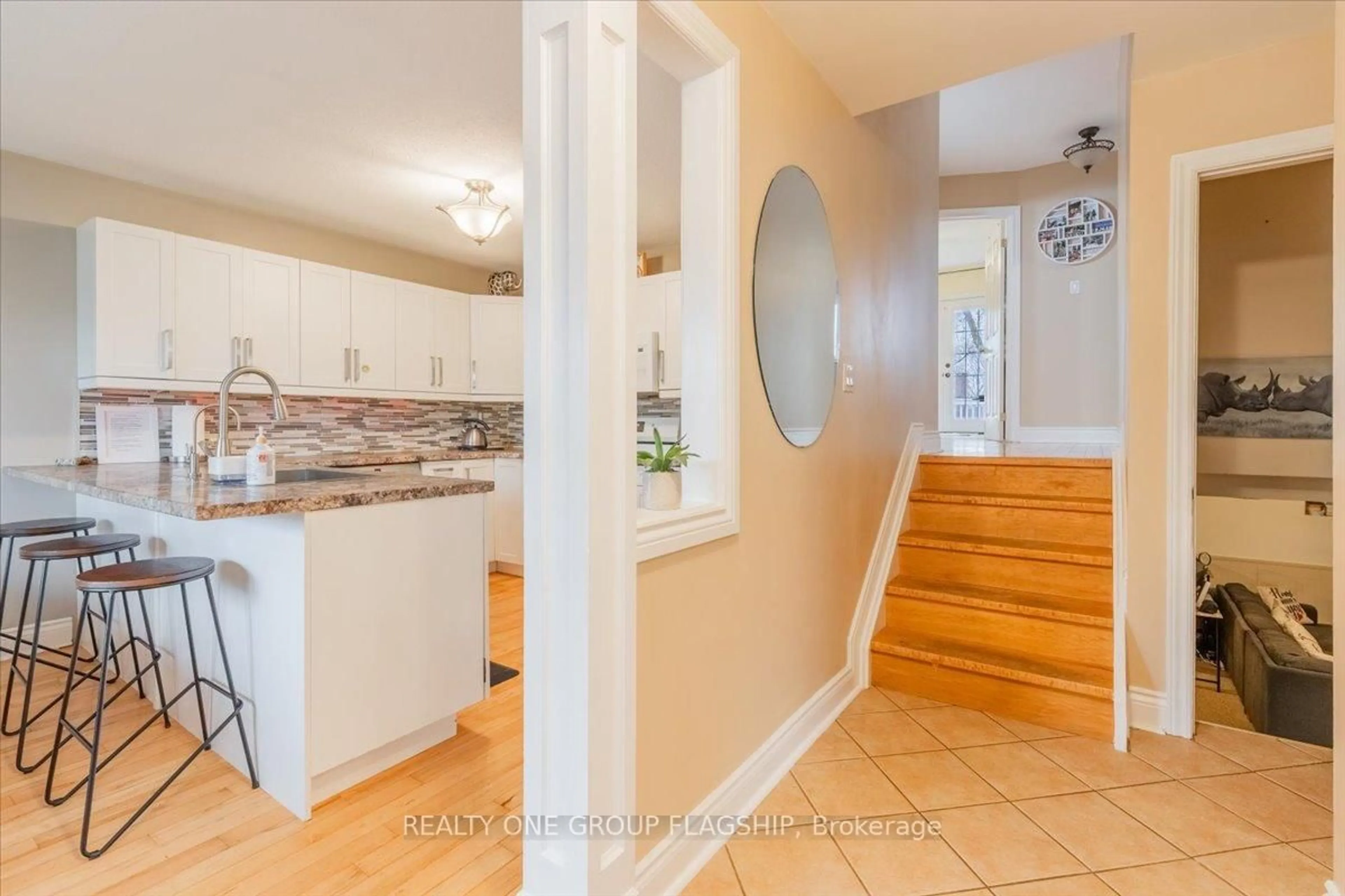 Unknown for 52 Highcroft Rd, Barrie Ontario L4N 2X7