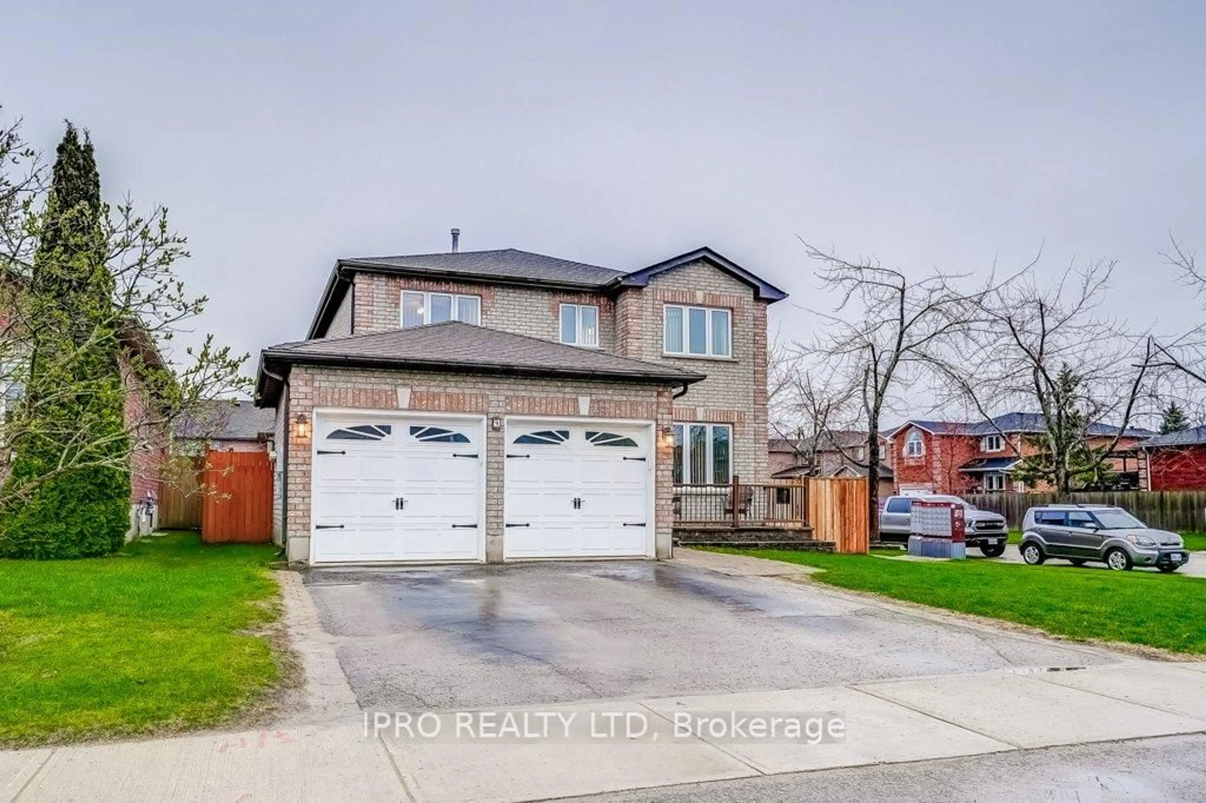 Unknown for 9 Timothy Lane, Barrie Ontario L4N 9Z7