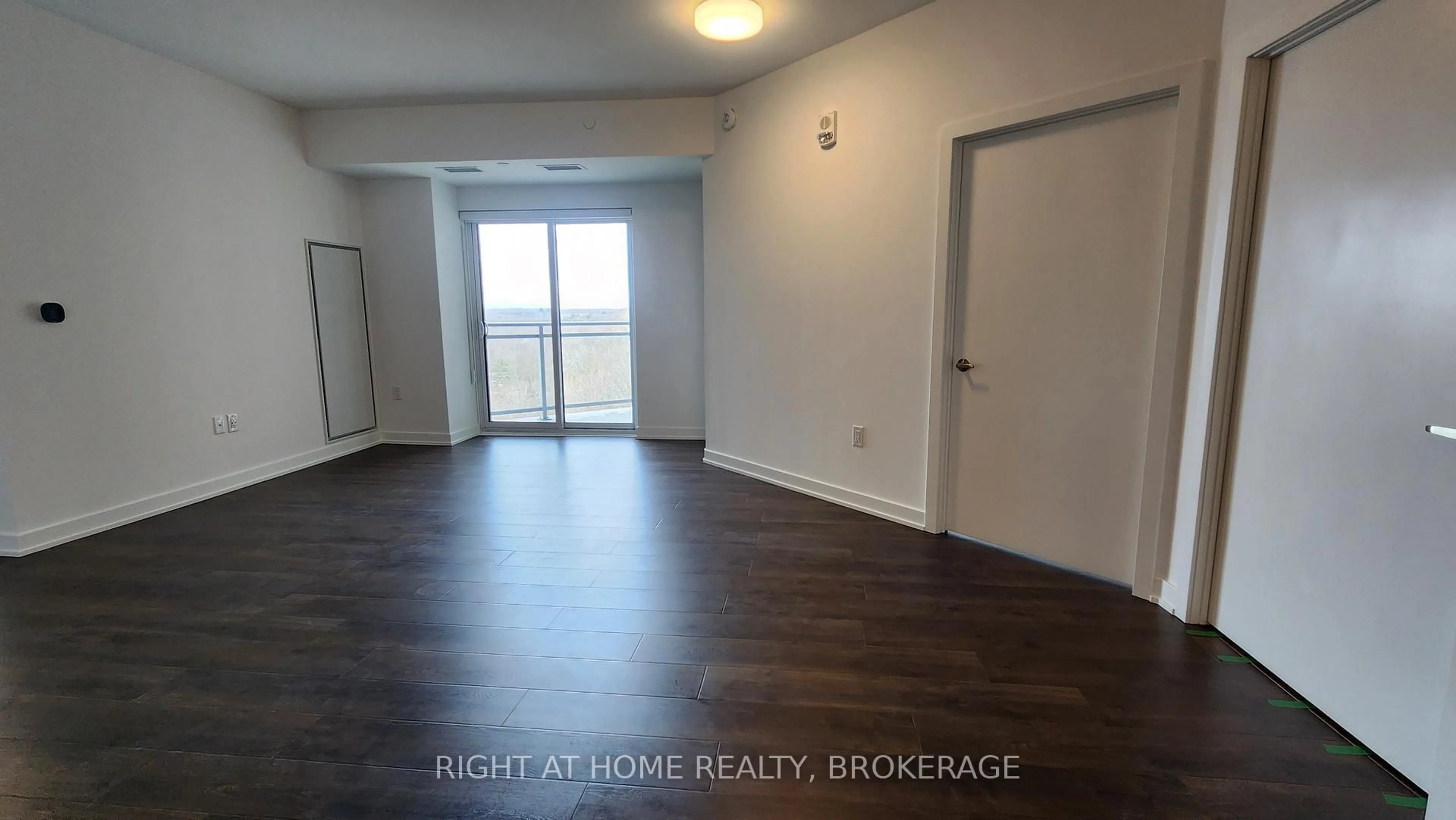 A pic of a room for 56 LAKESIDE Terr #907, Barrie Ontario L4M 7B9
