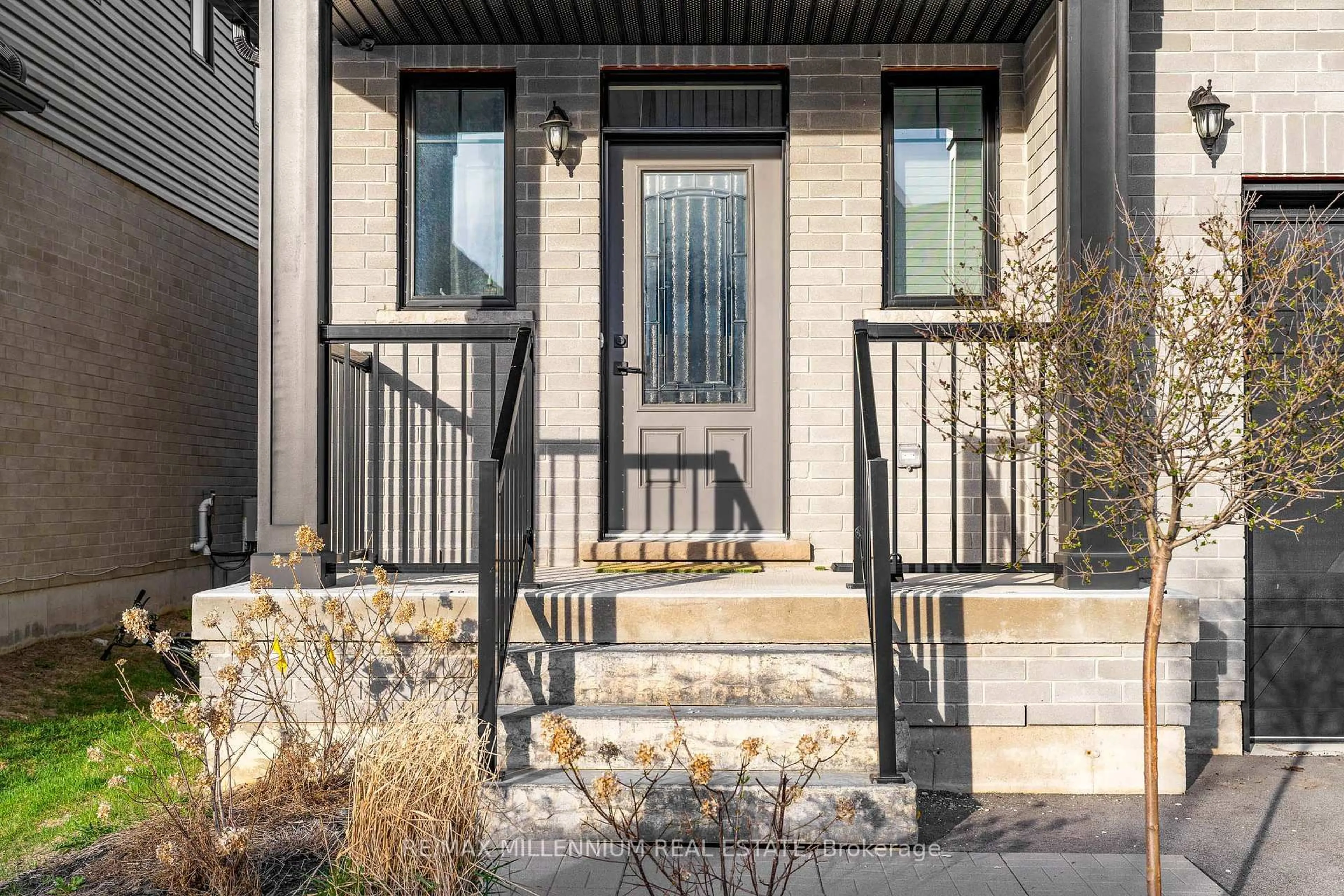 Unknown for 19 Kerr St, Collingwood Ontario L9Y 4B6