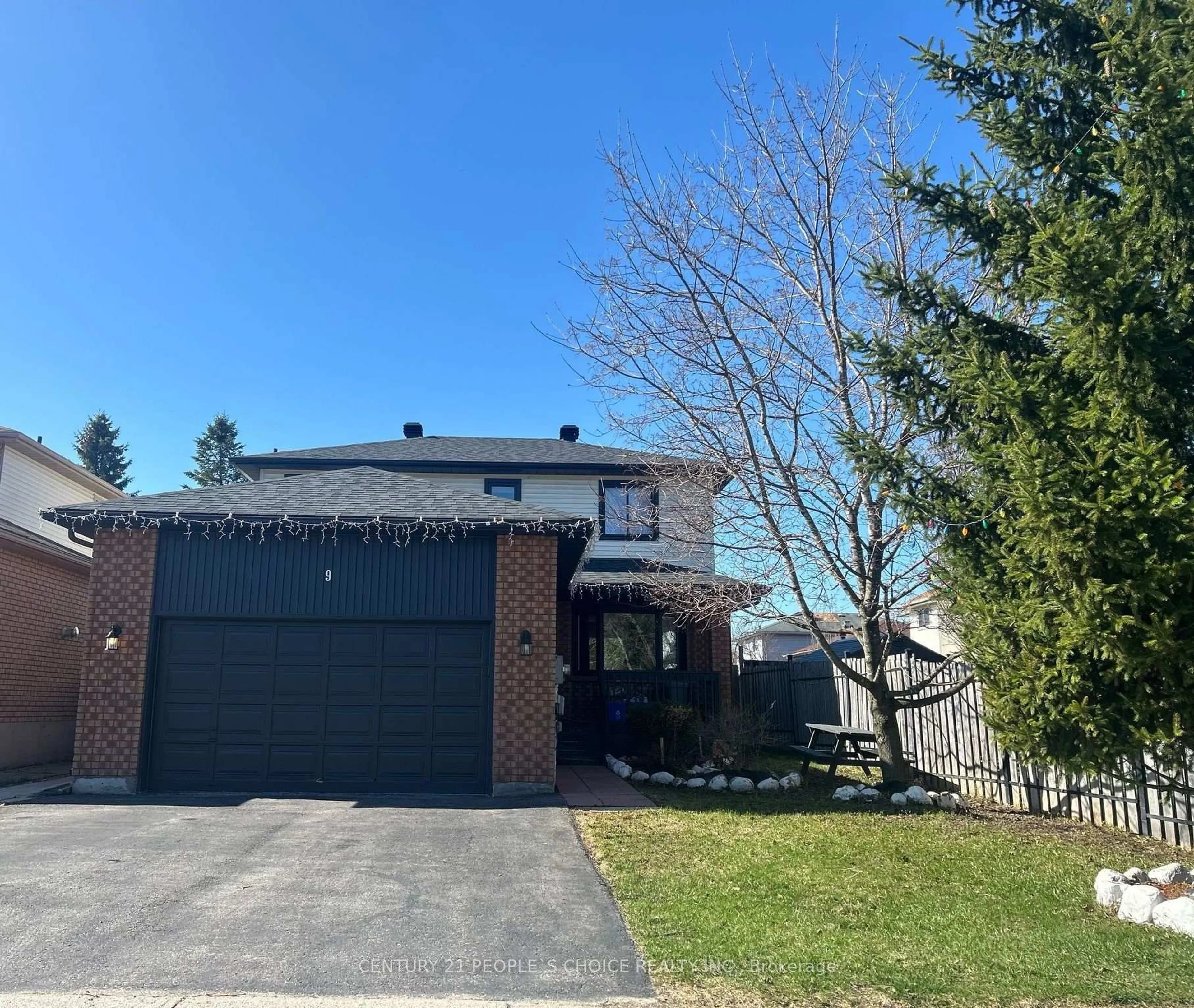 Unknown for 9 Rosenfeld Dr, Barrie Ontario L4M 5X3