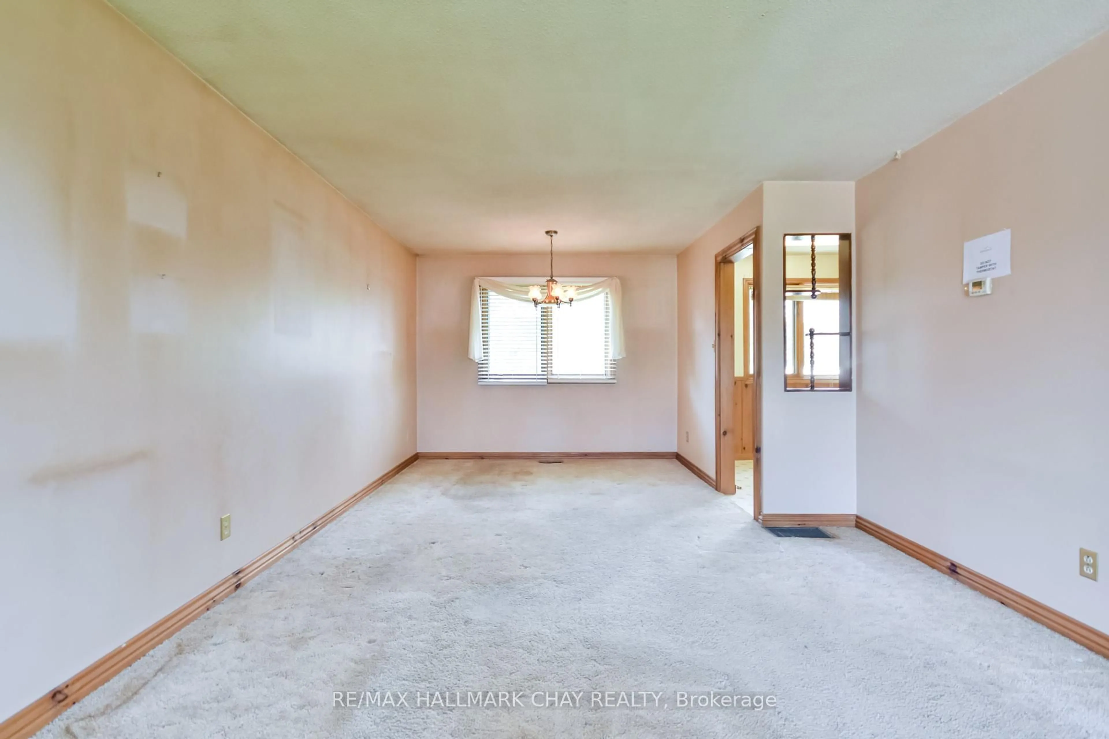 A pic of a room for 20 Mason Rd, Collingwood Ontario L9Y 4E3