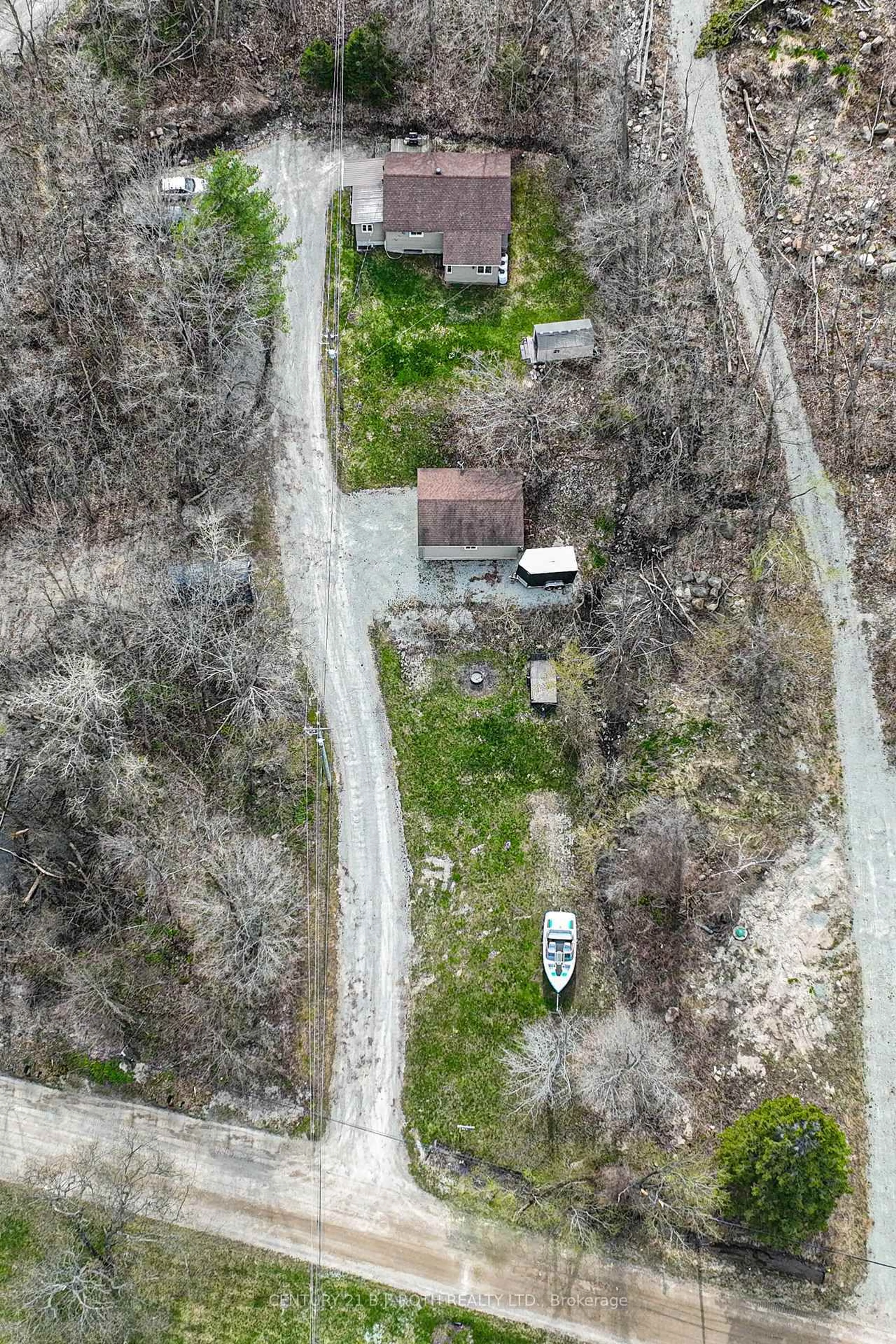 A pic from outside/outdoor area/front of a property/back of a property/a pic from drone, street for 1314 F R Nelson Rd, Severn Ontario L0K 2C0