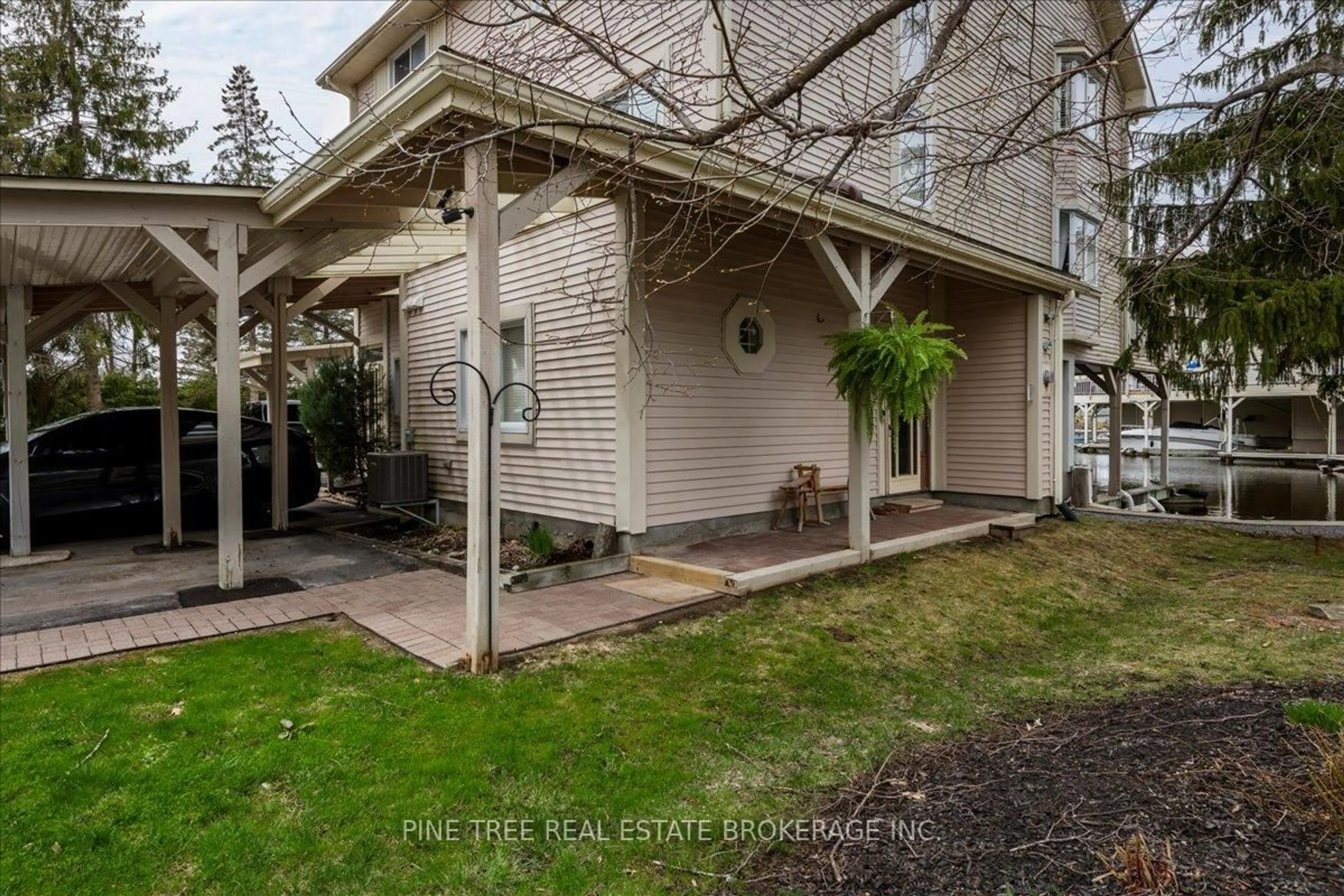 Patio, street for 100 Laguna Pkwy #8, Ramara Ontario L0K 1B0