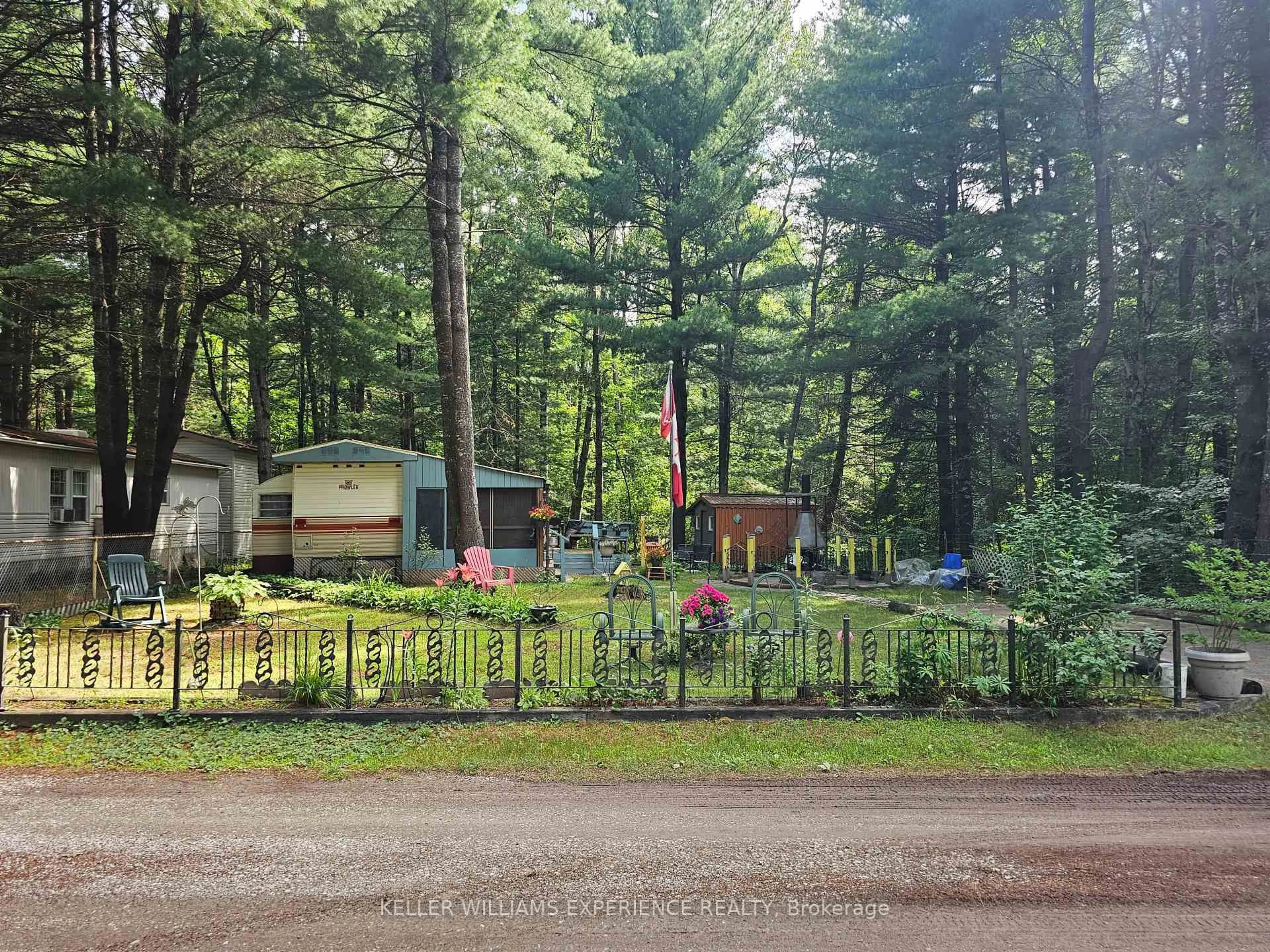 Unknown for 5216 County 90 Rd #92, Springwater Ontario L0M 1T0