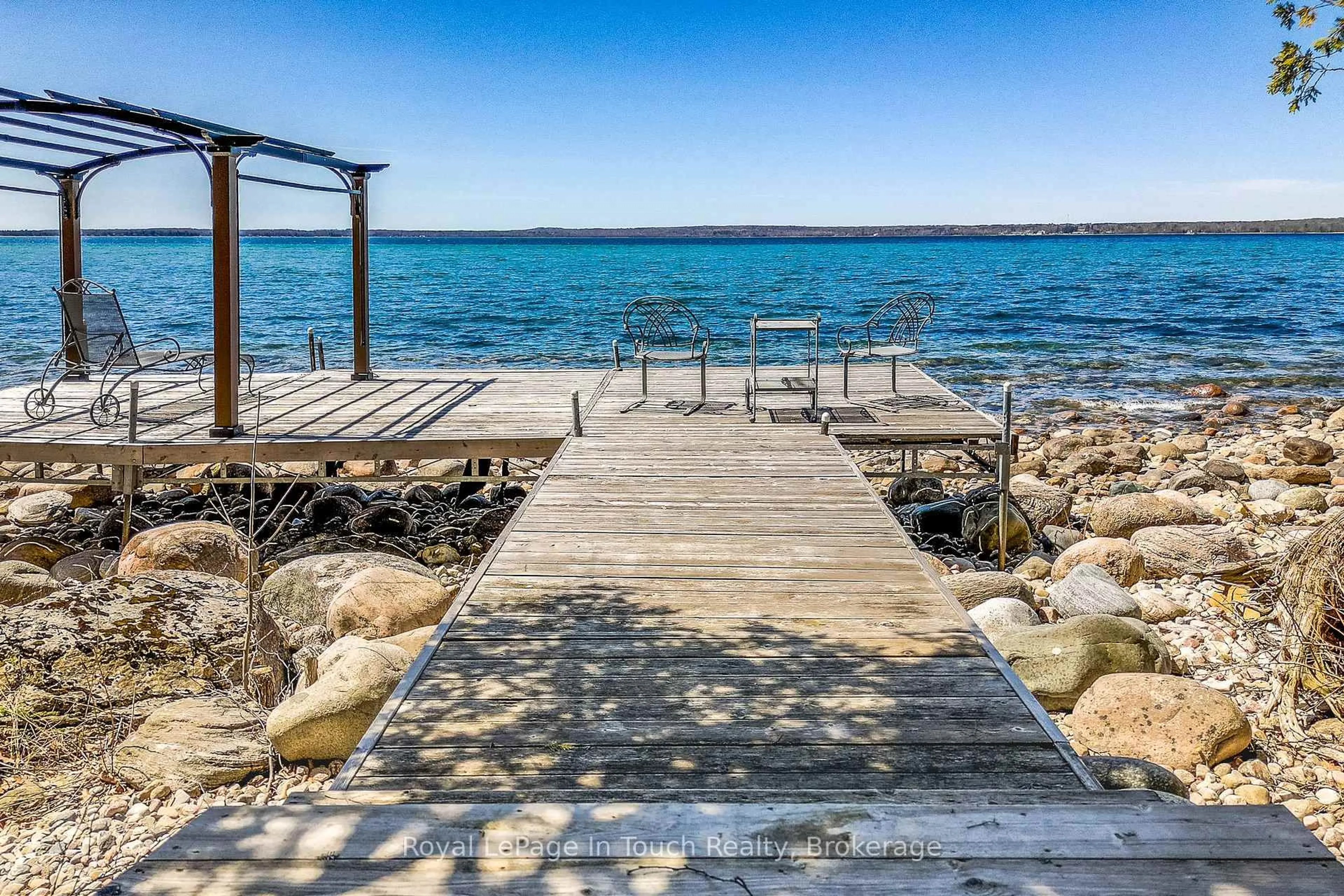 Patio, water/lake/river/ocean view for 130 Melissa Lane, Tiny Ontario L9M 0T8