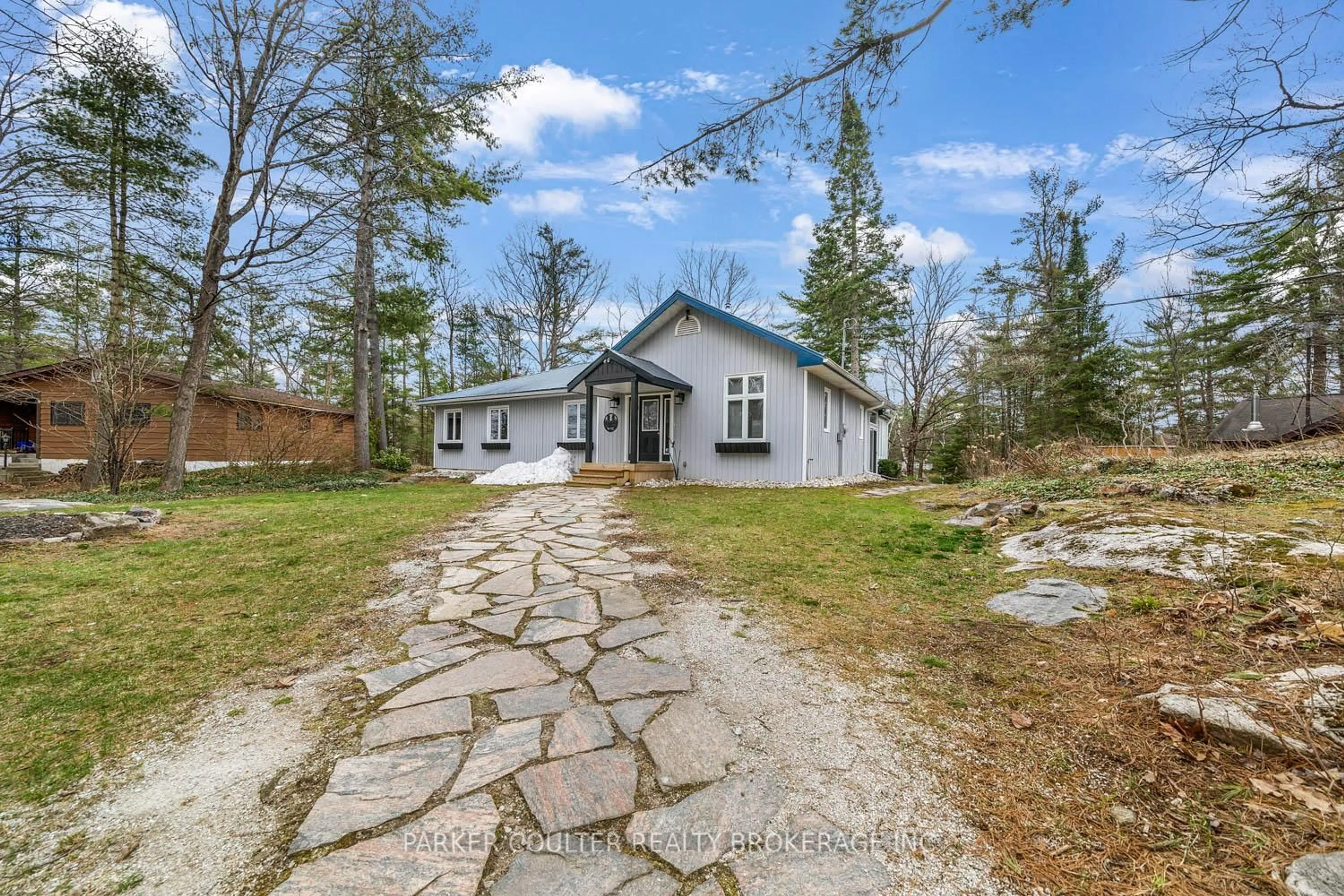 Unknown for 3183 Green River Dr, Severn Ontario L0K 2B0