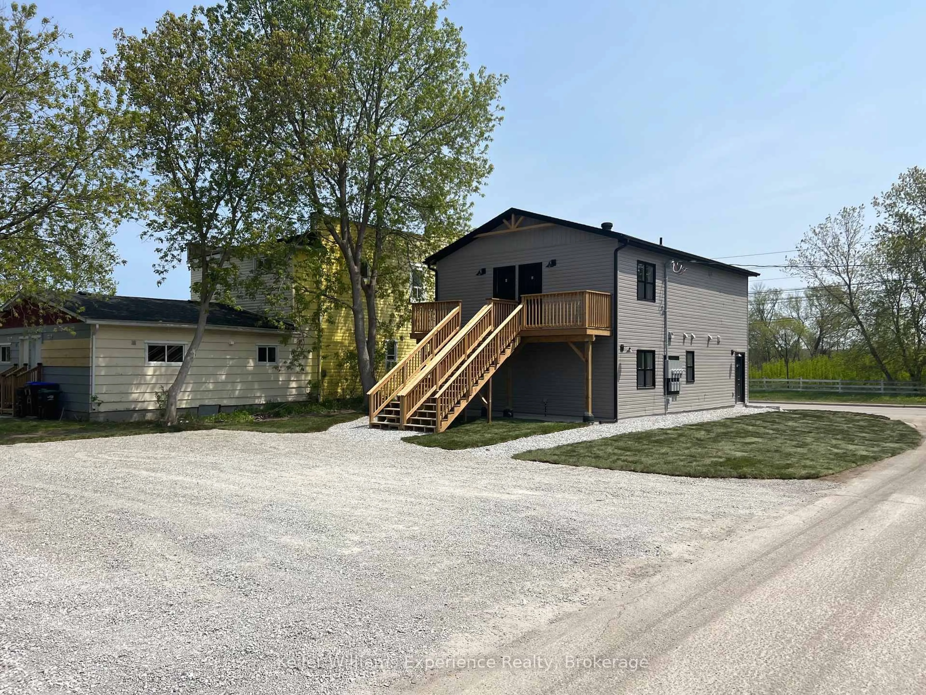 A pic from outside/outdoor area/front of a property/back of a property/a pic from drone, building for 767 Second Ave, Tay Ontario L0K 1R0
