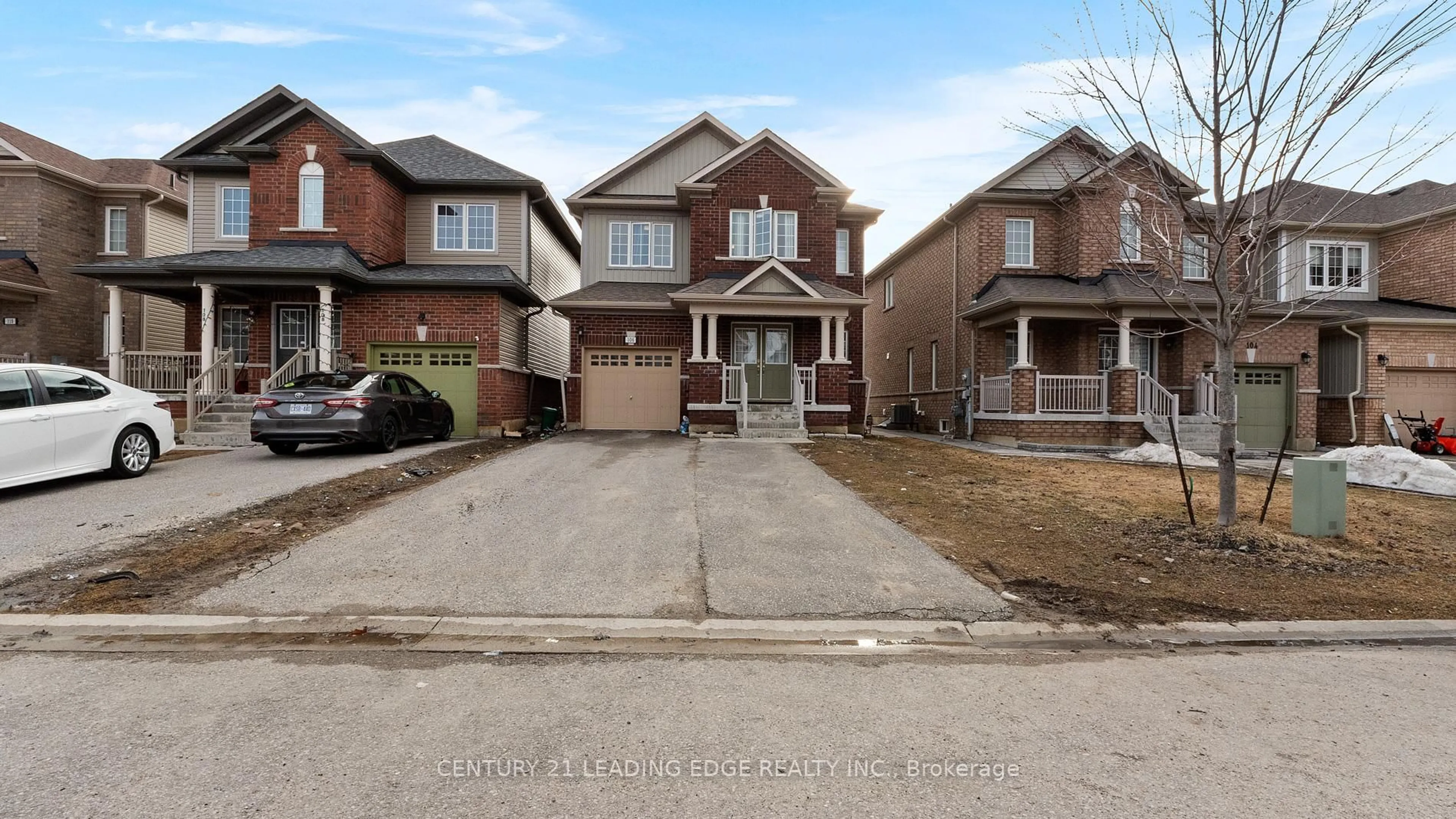 Home with brick exterior material, street for 106 Diana Dr, Orillia Ontario L3V 8J7