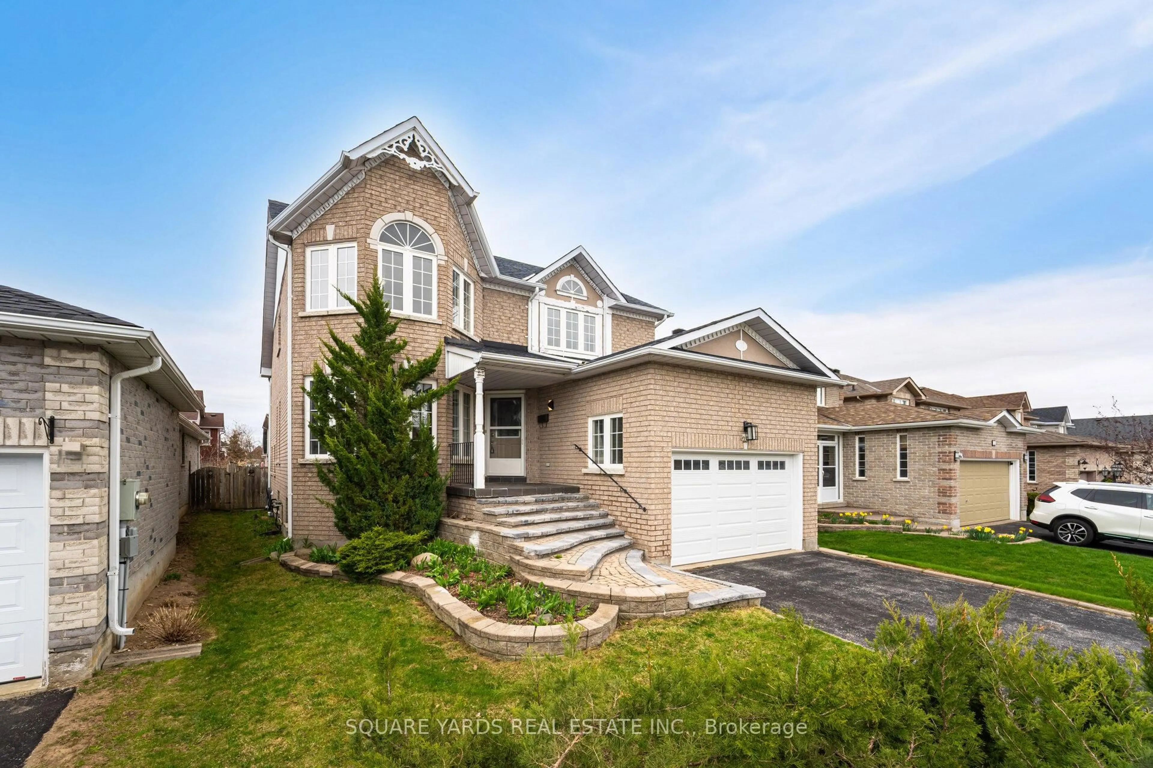 Home with vinyl exterior material, street for 23 Huntington Dr, Barrie Ontario L4N 9T6