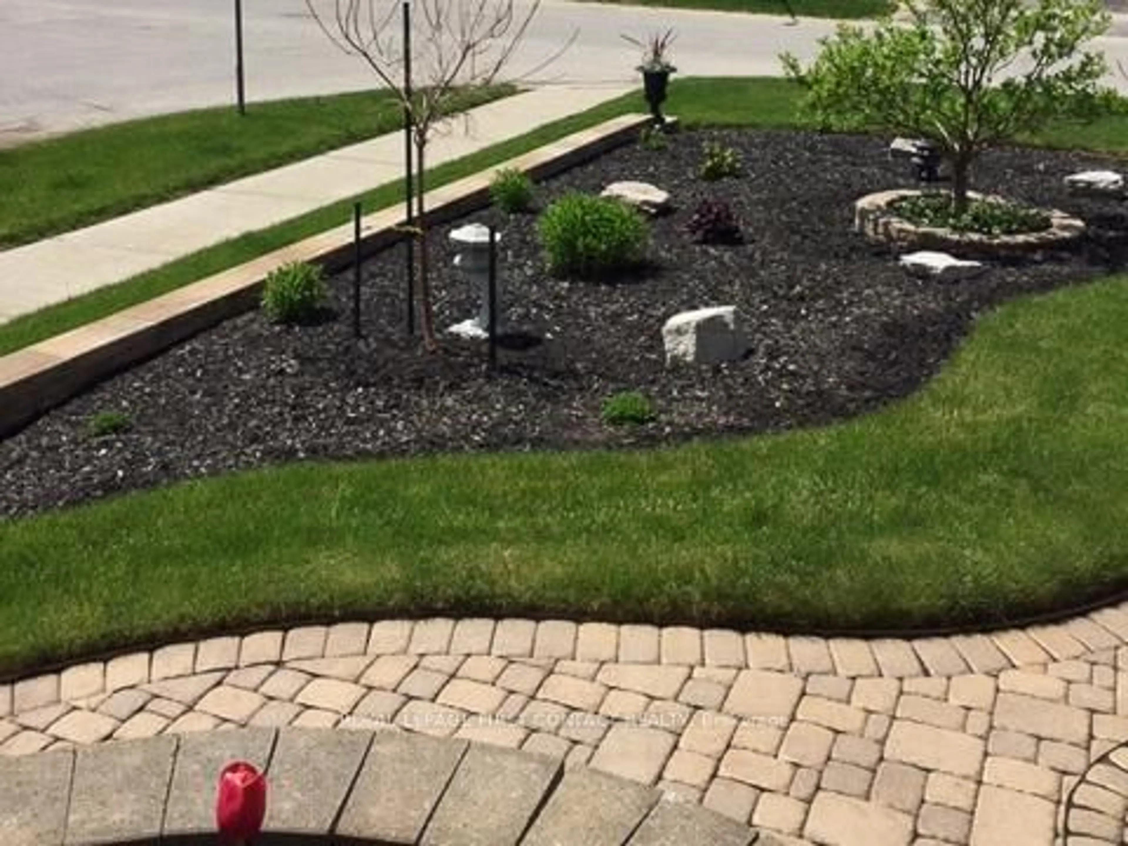 Patio, street for 47 Birkhall Pl, Barrie Ontario L4N 0K5