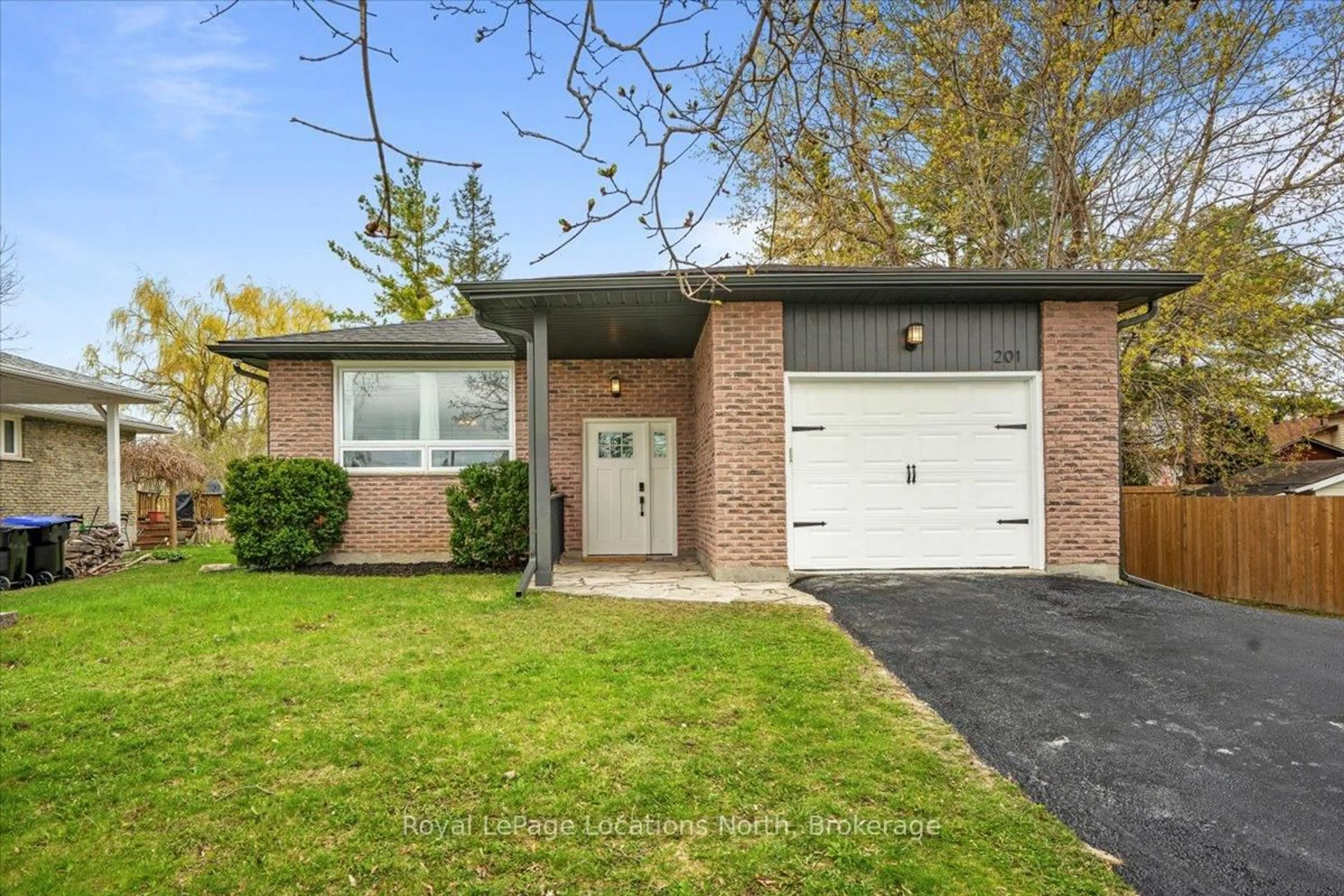 Home with brick exterior material, street for 201 Beech St, Clearview Ontario L0M 1S0