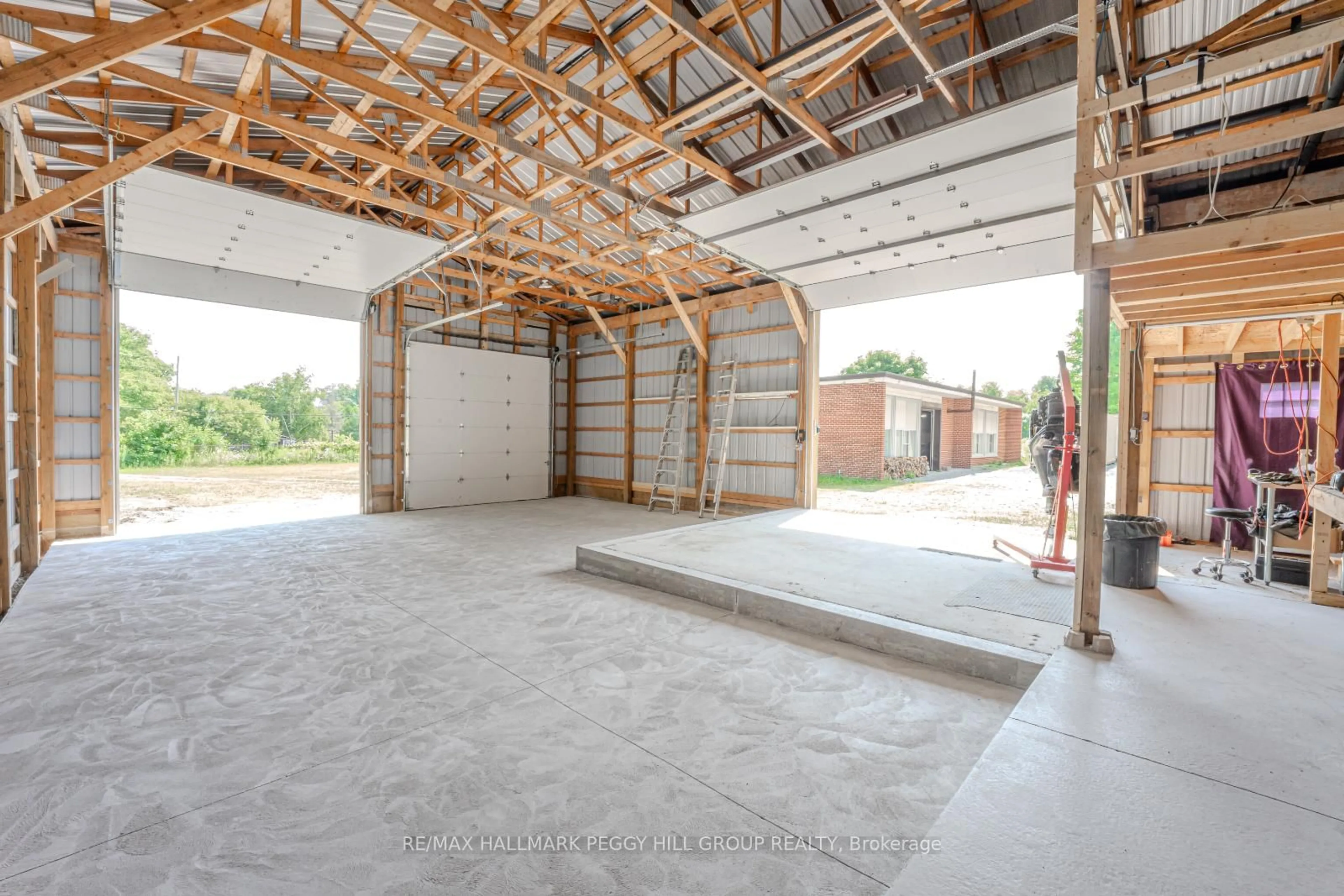 Indoor garage for 12864 County Rd 16 N/A, Severn Ontario L0K 2C0