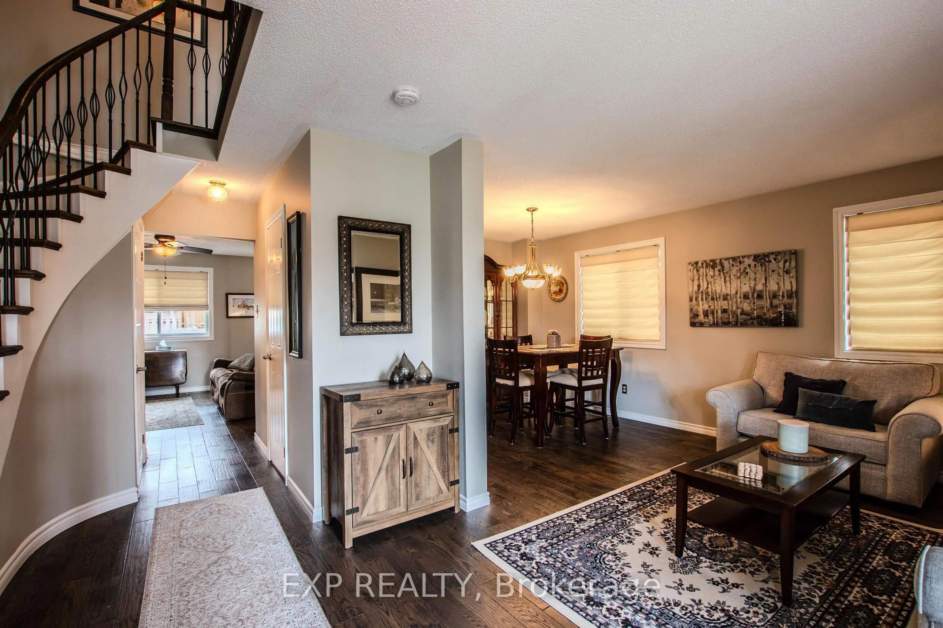 Unknown for 228 Mapleton Ave, Barrie Ontario L4N 8T3