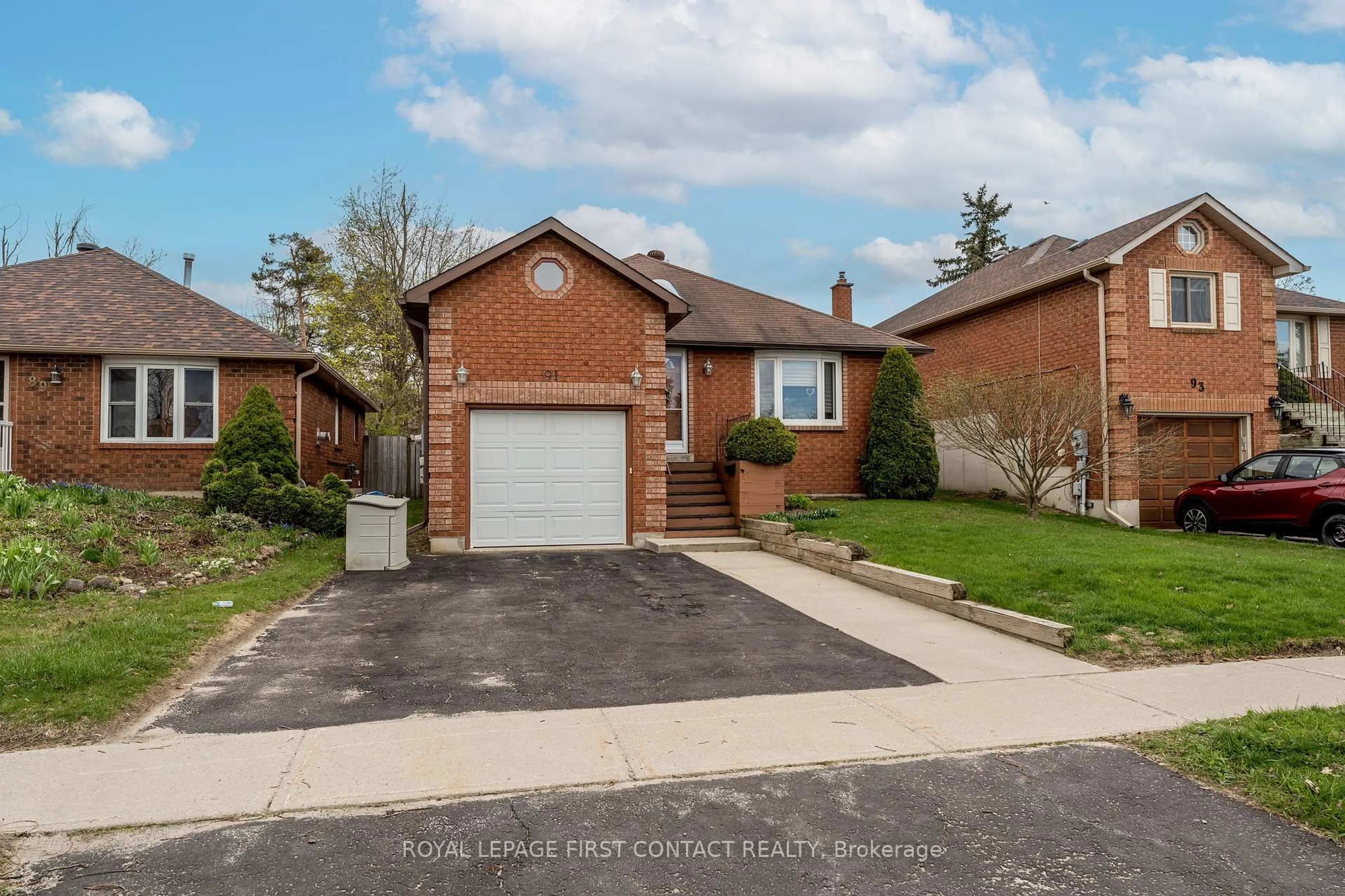 Home with brick exterior material, street for 91 Irwin Dr, Barrie Ontario L4N 7A9