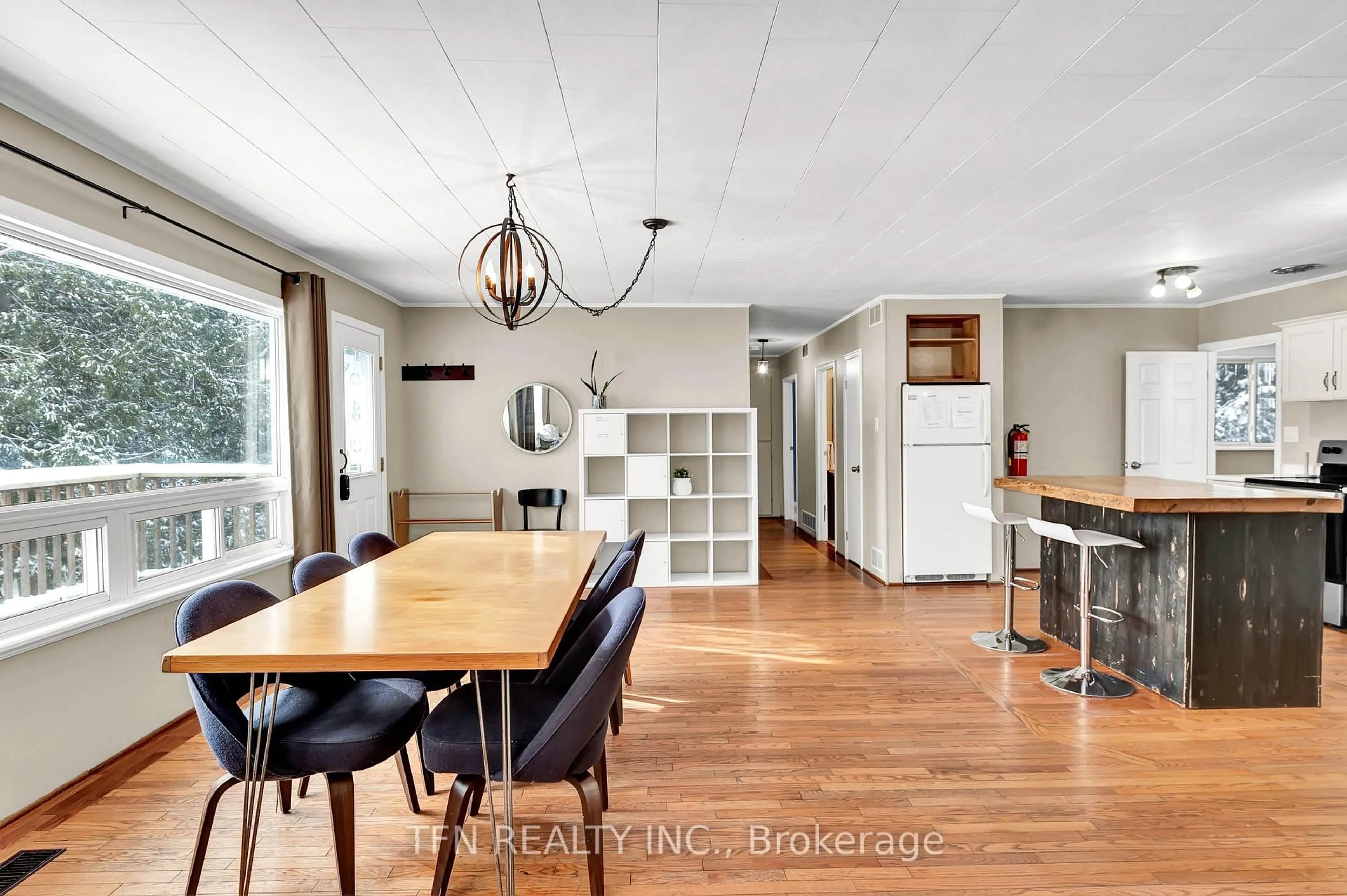 Open concept kitchen, unknown for 322 Concession 13 Rd, Tiny Ontario L0L 2J0