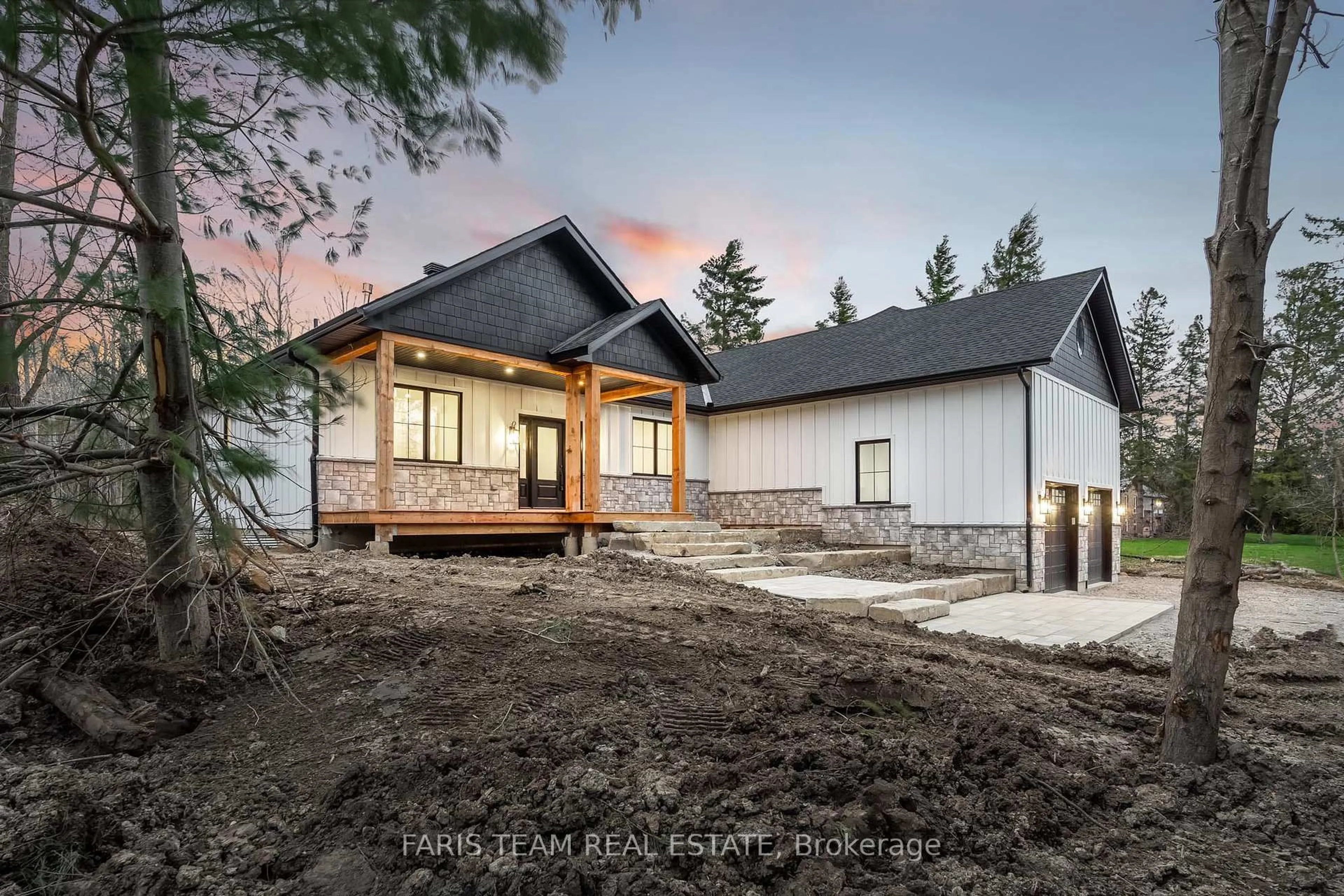 Unknown for 262 Lakeshore Rd, Oro-Medonte Ontario L4N 3B7
