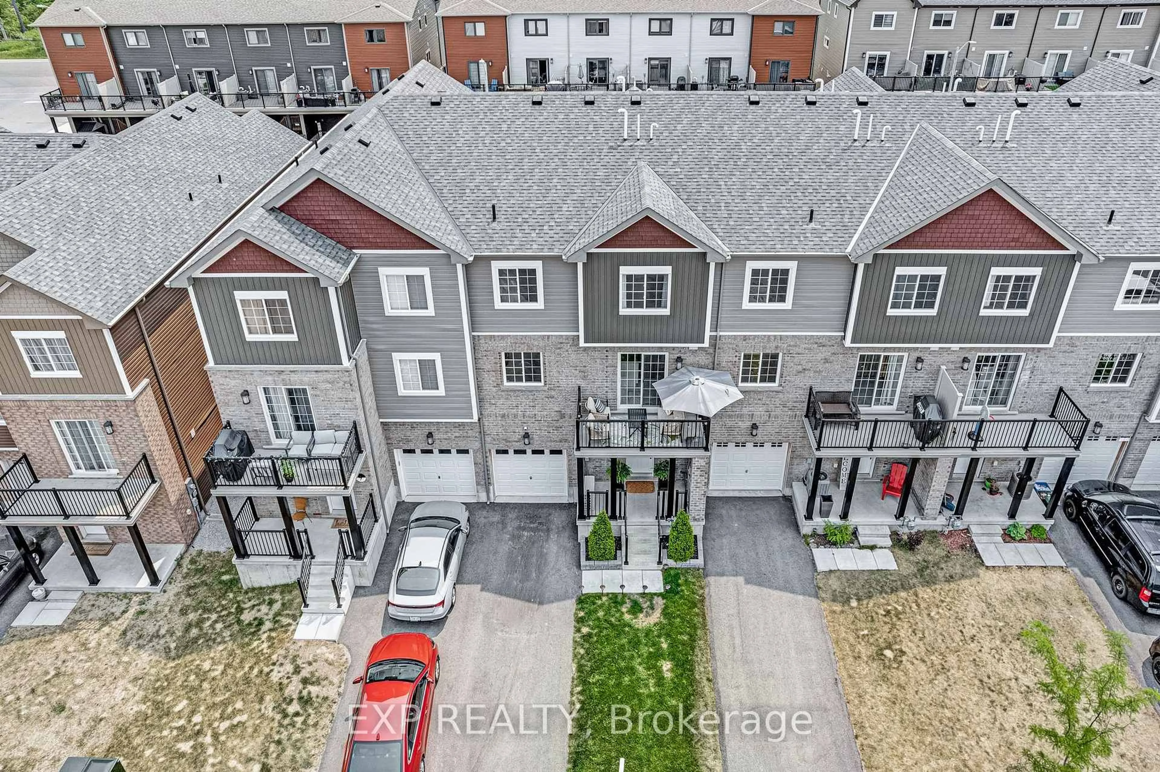 A pic from outside/outdoor area/front of a property/back of a property/a pic from drone, unknown for 11 Kodiak Terr, Barrie Ontario L9J 0J4