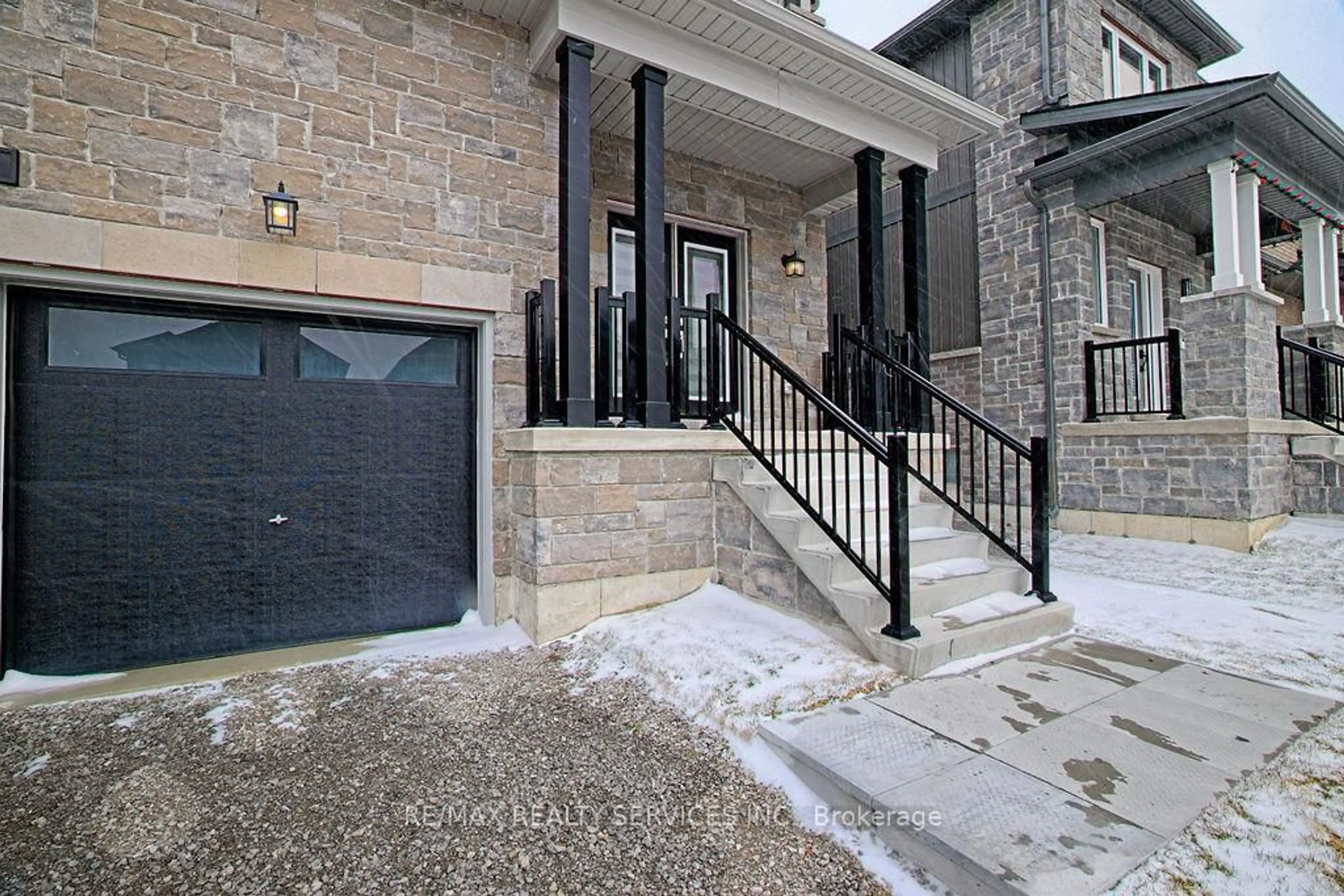 Unknown for 38 Barnyard Tr, Barrie Ontario L9J 0C2