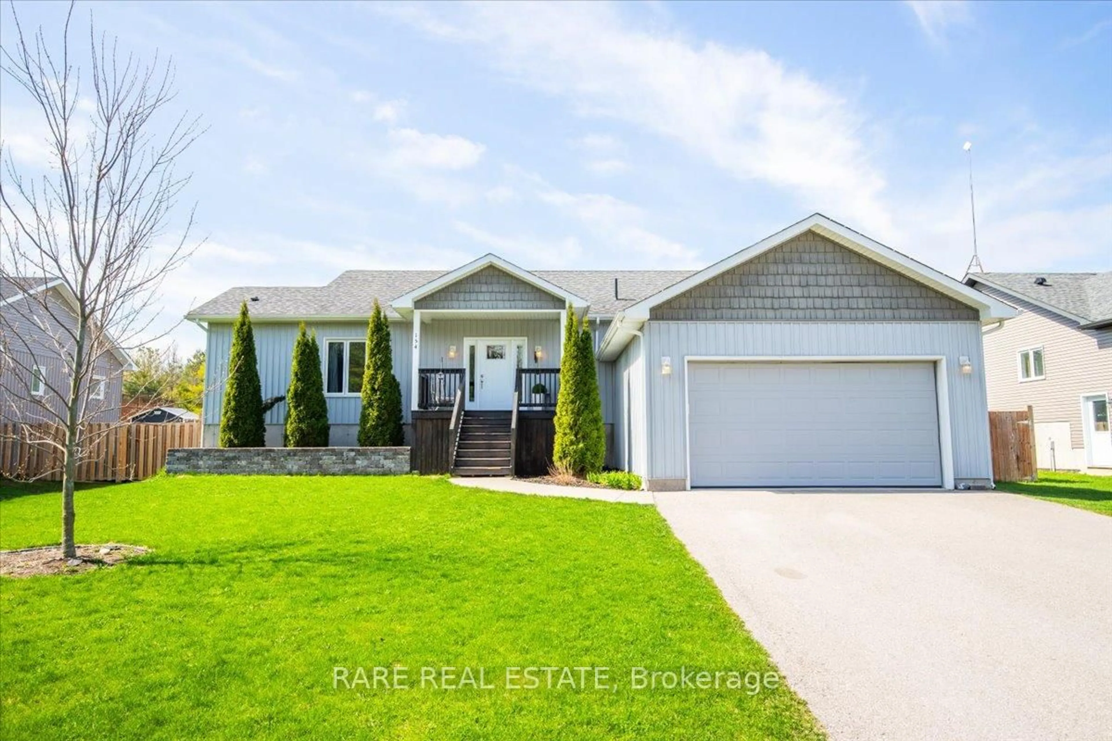 Home with vinyl exterior material, street for 154 SWITZER St, Clearview Ontario L0M 1N0