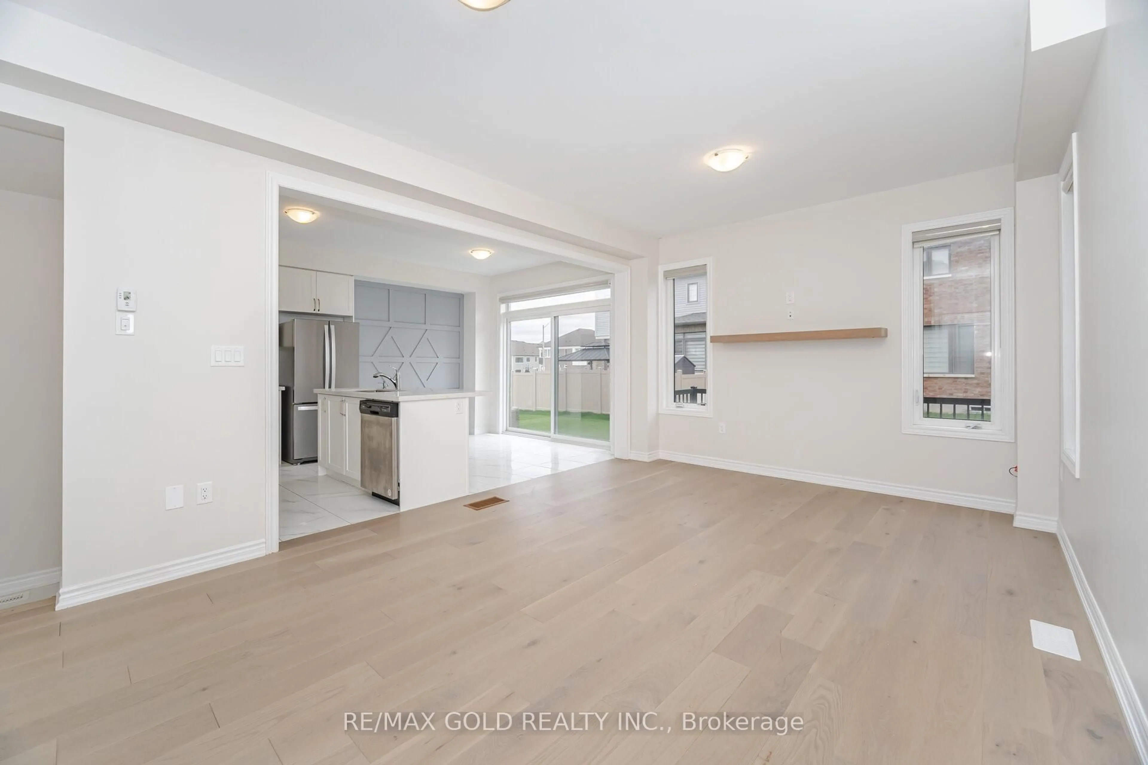 Open concept kitchen, unknown for 50 Prudhoe Terr, Barrie Ontario L9J 0L5