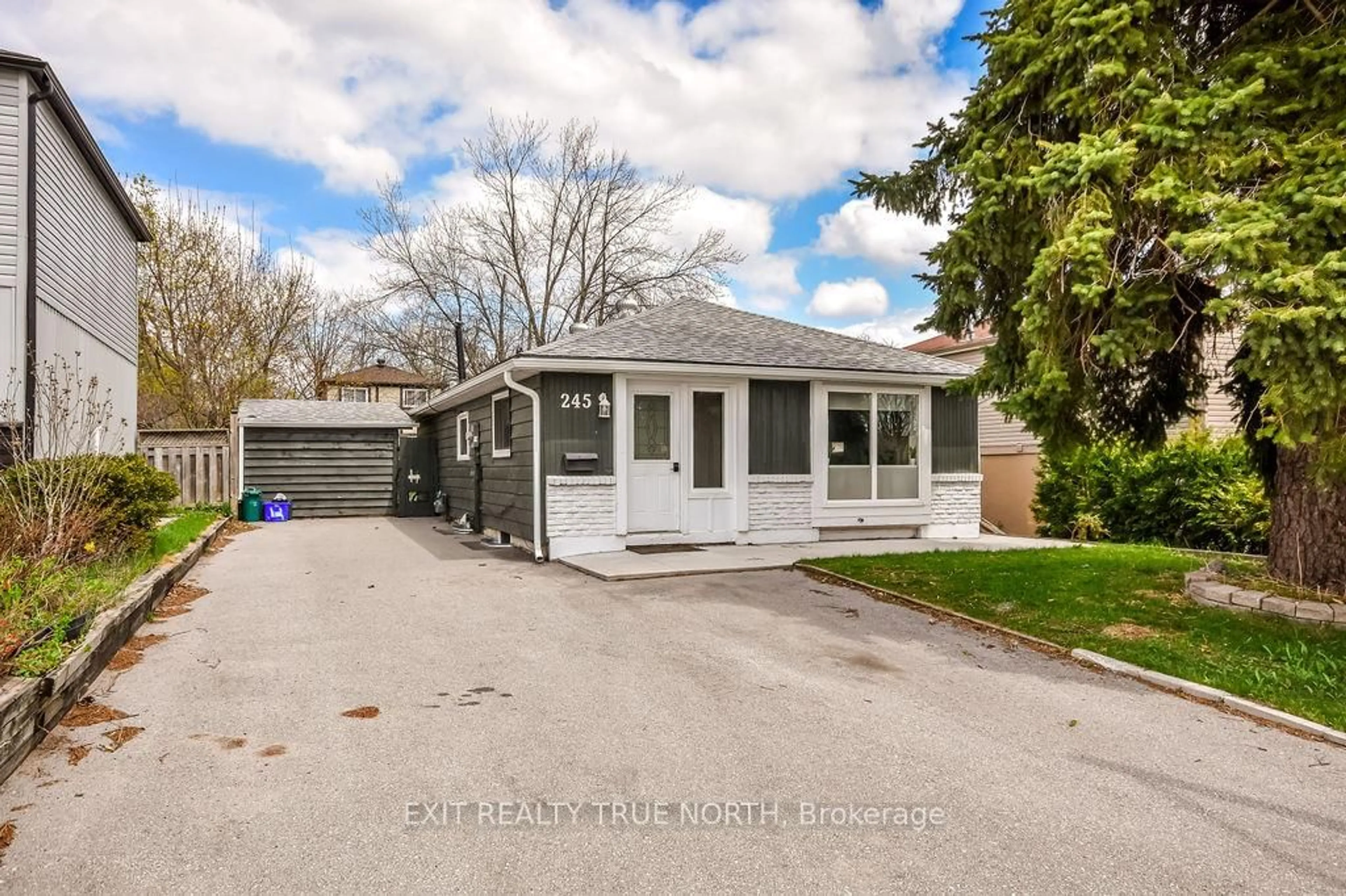 Unknown for 245 Letitia St, Barrie Ontario L4N 4Y7
