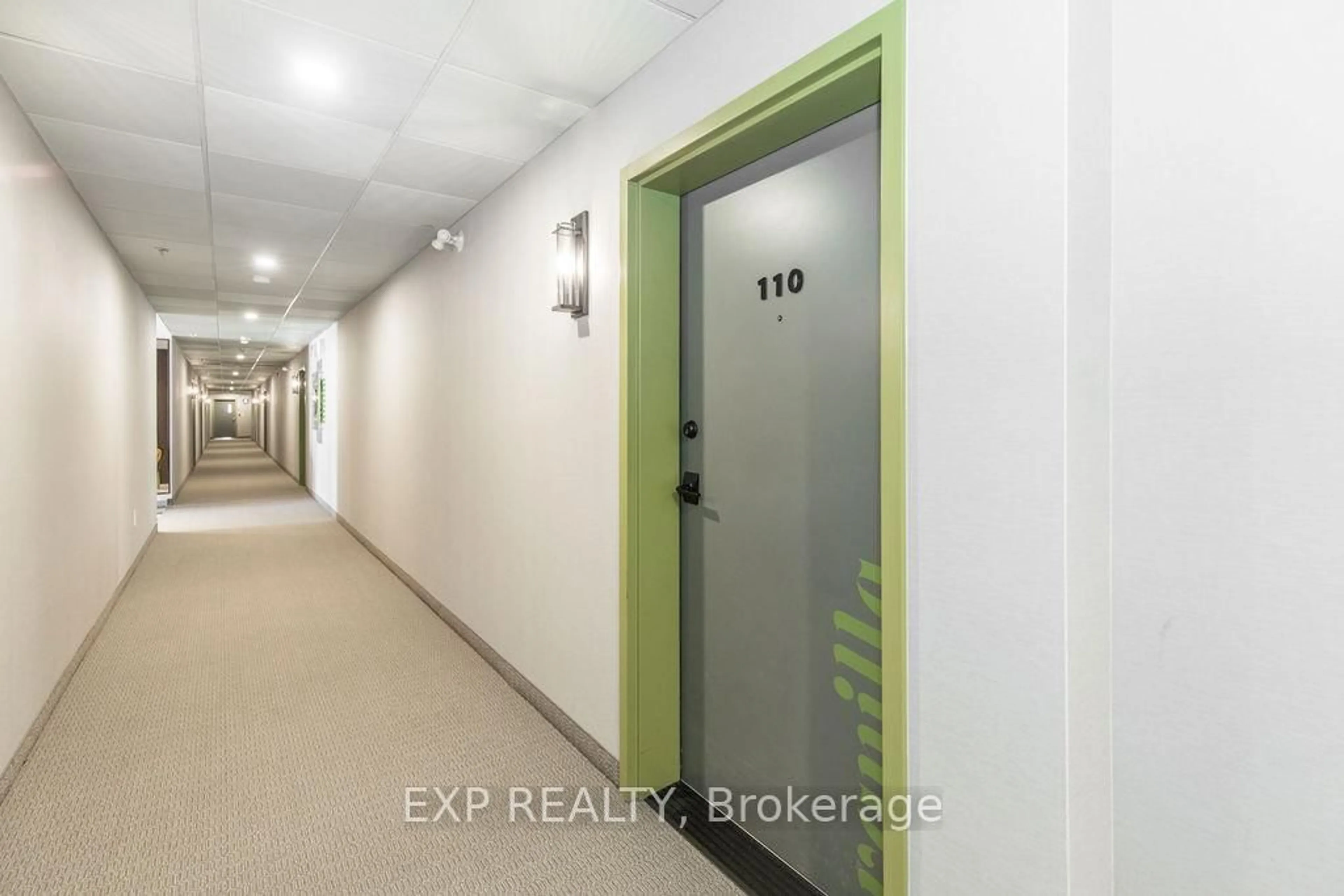 Unknown for 5 Chef Lane #110, Barrie Ontario L9J 0J8