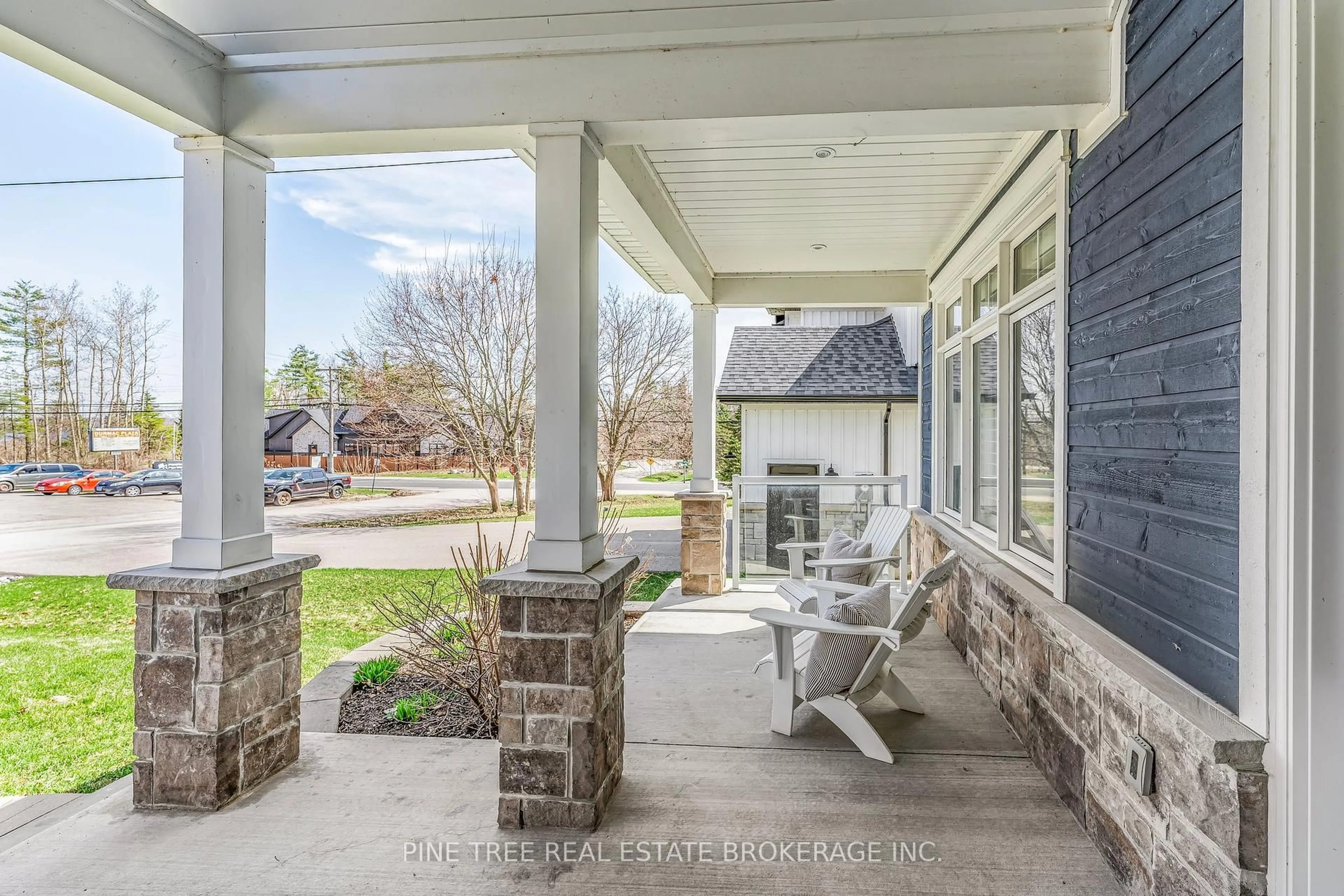 Patio, street for 6 Colborne St, Oro-Medonte Ontario L0L 2E0