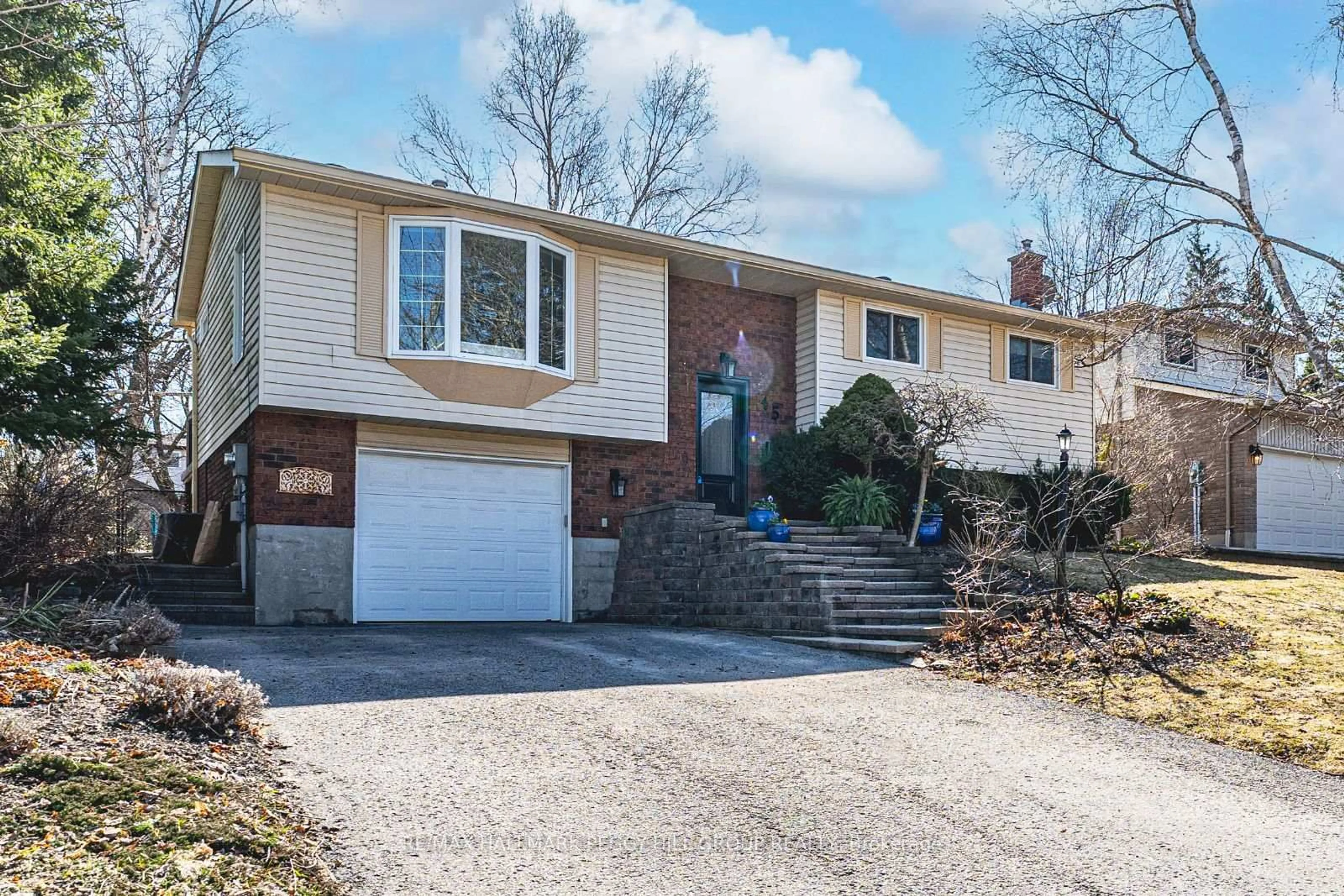 Home with brick exterior material, street for 45 Shoreview Dr, Barrie Ontario L4M 1G2